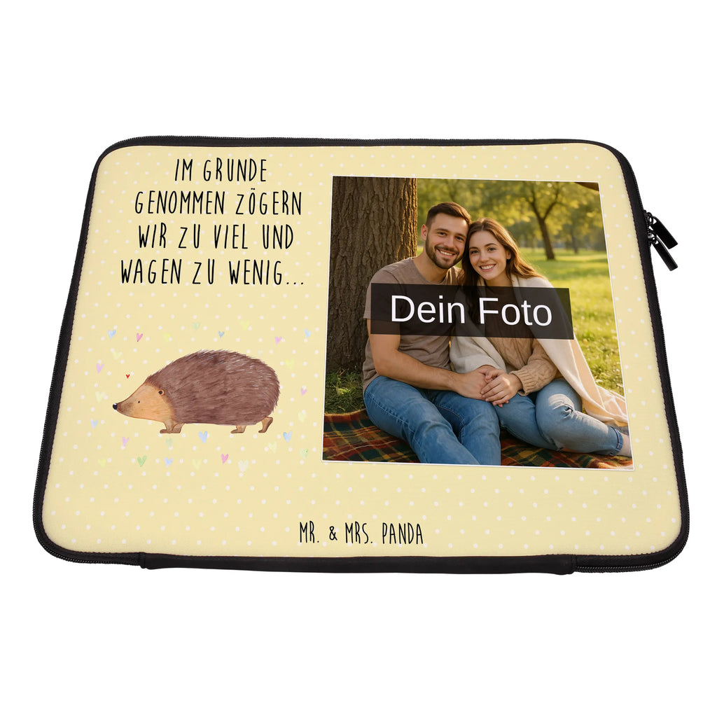 Personalisierte Foto Notebook Tasche Igel Herzen Notebook-Tasche Aus Nylon Mit Wunschbild, Wasserfeste Notebooktasche Mit Wunschfoto, Laptop-Aktentasche Mit Fotomotiv, Reisegeeignete Notebooktasche Mit Foto, Notebook-Tasche Aus Neopren Mit Foto, Studenten-Notebooktasche Mit Foto., Notebooktasche Mit Tragegriff Und Fotodruck, Minimalistische Notebooktasche Mit Fotodruck, Notebook-Querträger Mit Foto, Notebook-Sleeve Mit Fotopersonalisierung, Business Notebooktasche Mit Foto, Notebook-Rucksack Mit Fotodruck, Notebooktasche Mit Foto, Laptop-Messenger-Bag Mit Wunschfoto, Rucksackstil Notebooktasche Mit Foto, Notebookhülle Mit Wunschfoto, Casual Notebooktasche Mit Wunschfoto, Notebooktasche Für 17 Zoll Mit Foto, Notebook-Aktentasche Mit Foto, Moderne Notebooktasche Mit Fotodruck, Notebook-Tasche Aus Leder Mit Bild, Ergonomische Notebooktasche Mit Fotodruck, Laptop-Rucksack Mit Eigenem Bild, Notebooktasche Mit Zubehörfach Und Bild, Notebooktasche Mit Organizerfach Und Foto, Notebooktasche Mit Schultergurt Und Bild, Personalisierte Notebooktasche Mit Bild, Klassische Notebooktasche Mit Wunschbild, Robuste Notebooktasche Mit Wunschfoto, Laptoptasche Mit Fotodruck, Notebooktasche Für Herren Mit Foto, Büro-Notebooktasche Mit Wunschbild, Notebook-Umhängetasche Mit Foto, Gepolsterte Notebooktasche Mit Foto, Laptop-Umhängetasche Mit Wunschbild, Notebook-Tasche Aus Canvas Mit Fotodruck, Notebooktasche Für Damen Mit Fotomotiv, Leichte Notebooktasche Mit Foto, Notebooktasche Für 13 Zoll Mit Fotodruck, Notebooktasche Für 15 Zoll Mit Wunschbild, Slim Notebooktasche Mit Fotodruck, Notebooktasche Mit Reißverschluss Und Foto, Laptop-Case Mit Eigenem Foto, Vintage Notebooktasche Mit Foto, Tiermotive, Gute Laune, lustige Sprüche, Tiere, Leben, Igel, Herz, Vertrauen, Herzen, Liebe, Kuss