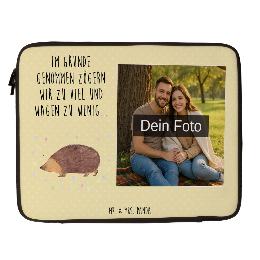Personalisierte Foto Notebook Tasche Igel Herzen Notebook-Tasche Aus Nylon Mit Wunschbild, Wasserfeste Notebooktasche Mit Wunschfoto, Laptop-Aktentasche Mit Fotomotiv, Reisegeeignete Notebooktasche Mit Foto, Notebook-Tasche Aus Neopren Mit Foto, Studenten-Notebooktasche Mit Foto., Notebooktasche Mit Tragegriff Und Fotodruck, Minimalistische Notebooktasche Mit Fotodruck, Notebook-Querträger Mit Foto, Notebook-Sleeve Mit Fotopersonalisierung, Business Notebooktasche Mit Foto, Notebook-Rucksack Mit Fotodruck, Notebooktasche Mit Foto, Laptop-Messenger-Bag Mit Wunschfoto, Rucksackstil Notebooktasche Mit Foto, Notebookhülle Mit Wunschfoto, Casual Notebooktasche Mit Wunschfoto, Notebooktasche Für 17 Zoll Mit Foto, Notebook-Aktentasche Mit Foto, Moderne Notebooktasche Mit Fotodruck, Notebook-Tasche Aus Leder Mit Bild, Ergonomische Notebooktasche Mit Fotodruck, Laptop-Rucksack Mit Eigenem Bild, Notebooktasche Mit Zubehörfach Und Bild, Notebooktasche Mit Organizerfach Und Foto, Notebooktasche Mit Schultergurt Und Bild, Personalisierte Notebooktasche Mit Bild, Klassische Notebooktasche Mit Wunschbild, Robuste Notebooktasche Mit Wunschfoto, Laptoptasche Mit Fotodruck, Notebooktasche Für Herren Mit Foto, Büro-Notebooktasche Mit Wunschbild, Notebook-Umhängetasche Mit Foto, Gepolsterte Notebooktasche Mit Foto, Laptop-Umhängetasche Mit Wunschbild, Notebook-Tasche Aus Canvas Mit Fotodruck, Notebooktasche Für Damen Mit Fotomotiv, Leichte Notebooktasche Mit Foto, Notebooktasche Für 13 Zoll Mit Fotodruck, Notebooktasche Für 15 Zoll Mit Wunschbild, Slim Notebooktasche Mit Fotodruck, Notebooktasche Mit Reißverschluss Und Foto, Laptop-Case Mit Eigenem Foto, Vintage Notebooktasche Mit Foto, Tiermotive, Gute Laune, lustige Sprüche, Tiere, Leben, Igel, Herz, Vertrauen, Herzen, Liebe, Kuss