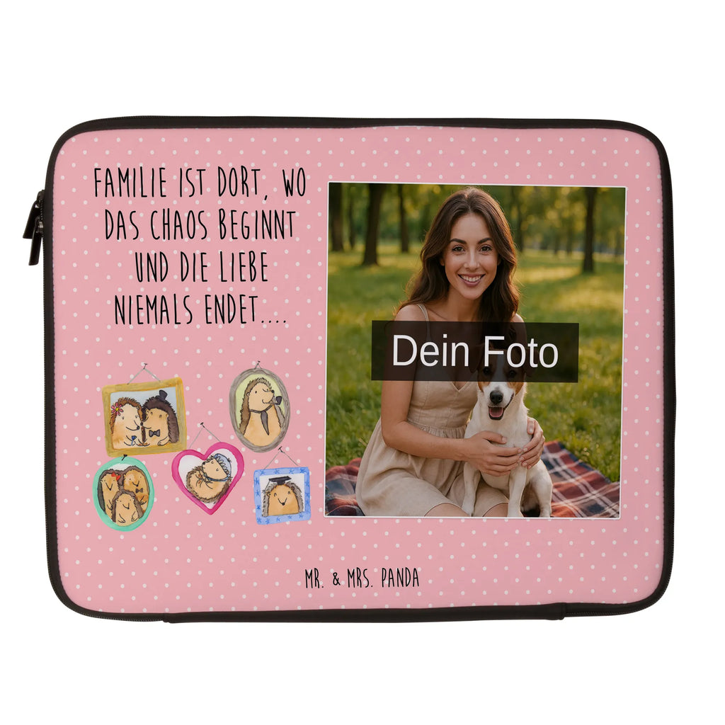 Personalisierte Foto Notebook Tasche Igel Familie Notebooktasche Mit Foto, Notebook-Rucksack Mit Fotodruck, Laptop-Case Mit Eigenem Foto, Notebooktasche Mit Reißverschluss Und Foto, Ergonomische Notebooktasche Mit Fotodruck, Laptop-Umhängetasche Mit Wunschbild, Business Notebooktasche Mit Foto, Notebook-Tasche Aus Nylon Mit Wunschbild, Notebooktasche Für 15 Zoll Mit Wunschbild, Notebook-Sleeve Mit Fotopersonalisierung, Laptop-Rucksack Mit Eigenem Bild, Büro-Notebooktasche Mit Wunschbild, Notebook-Tasche Aus Neopren Mit Foto, Minimalistische Notebooktasche Mit Fotodruck, Notebook-Tasche Aus Leder Mit Bild, Notebooktasche Mit Organizerfach Und Foto, Notebooktasche Für 17 Zoll Mit Foto, Laptop-Aktentasche Mit Fotomotiv, Notebooktasche Mit Zubehörfach Und Bild, Notebooktasche Mit Schultergurt Und Bild, Laptop-Messenger-Bag Mit Wunschfoto, Notebooktasche Mit Tragegriff Und Fotodruck, Slim Notebooktasche Mit Fotodruck, Notebook-Tasche Aus Canvas Mit Fotodruck, Rucksackstil Notebooktasche Mit Foto, Notebooktasche Für Herren Mit Foto, Studenten-Notebooktasche Mit Foto., Leichte Notebooktasche Mit Foto, Reisegeeignete Notebooktasche Mit Foto, Laptoptasche Mit Fotodruck, Notebook-Aktentasche Mit Foto, Robuste Notebooktasche Mit Wunschfoto, Personalisierte Notebooktasche Mit Bild, Notebooktasche Für 13 Zoll Mit Fotodruck, Notebook-Querträger Mit Foto, Moderne Notebooktasche Mit Fotodruck, Vintage Notebooktasche Mit Foto, Klassische Notebooktasche Mit Wunschbild, Notebookhülle Mit Wunschfoto, Casual Notebooktasche Mit Wunschfoto, Wasserfeste Notebooktasche Mit Wunschfoto, Gepolsterte Notebooktasche Mit Foto, Notebooktasche Für Damen Mit Fotomotiv, Notebook-Umhängetasche Mit Foto, Familie, Vatertag, Muttertag, Bruder, Schwester, Mama, Papa, Oma, Opa, Glück, Igel, Zusammenhalt, Bilder, Liebe