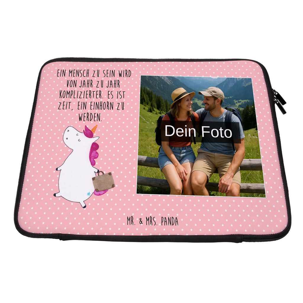 Personalisierte Foto Notebook Tasche Einhorn Koffer Klassische Notebooktasche Mit Wunschbild, Notebook-Aktentasche Mit Foto, Notebook-Rucksack Mit Fotodruck, Rucksackstil Notebooktasche Mit Foto, Notebooktasche Für 17 Zoll Mit Foto, Notebook-Tasche Aus Leder Mit Bild, Notebooktasche Mit Reißverschluss Und Foto, Laptop-Umhängetasche Mit Wunschbild, Casual Notebooktasche Mit Wunschfoto, Laptop-Case Mit Eigenem Foto, Moderne Notebooktasche Mit Fotodruck, Laptop-Aktentasche Mit Fotomotiv, Minimalistische Notebooktasche Mit Fotodruck, Notebooktasche Mit Tragegriff Und Fotodruck, Gepolsterte Notebooktasche Mit Foto, Notebook-Querträger Mit Foto, Slim Notebooktasche Mit Fotodruck, Notebooktasche Mit Organizerfach Und Foto, Notebooktasche Für 13 Zoll Mit Fotodruck, Notebookhülle Mit Wunschfoto, Laptop-Messenger-Bag Mit Wunschfoto, Notebooktasche Für 15 Zoll Mit Wunschbild, Notebooktasche Mit Schultergurt Und Bild, Ergonomische Notebooktasche Mit Fotodruck, Reisegeeignete Notebooktasche Mit Foto, Notebook-Tasche Aus Neopren Mit Foto, Studenten-Notebooktasche Mit Foto., Büro-Notebooktasche Mit Wunschbild, Notebook-Tasche Aus Canvas Mit Fotodruck, Vintage Notebooktasche Mit Foto, Notebook-Sleeve Mit Fotopersonalisierung, Business Notebooktasche Mit Foto, Laptop-Rucksack Mit Eigenem Bild, Notebook-Umhängetasche Mit Foto, Laptoptasche Mit Fotodruck, Leichte Notebooktasche Mit Foto, Robuste Notebooktasche Mit Wunschfoto, Notebooktasche Für Damen Mit Fotomotiv, Notebooktasche Mit Zubehörfach Und Bild, Notebooktasche Für Herren Mit Foto, Notebooktasche Mit Foto, Notebook-Tasche Aus Nylon Mit Wunschbild, Wasserfeste Notebooktasche Mit Wunschfoto, Personalisierte Notebooktasche Mit Bild, Einhorn, Einhörner, Einhorn Deko, Unicorn, Koffer, lustig, Verreisen, unicorn, Kind, witzig, albern, Abenteuer, Spaß, Erwachsen, Reise, Gepäck