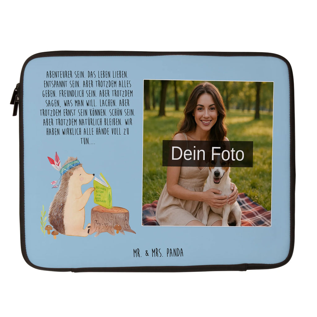 Personalisierte Foto Notebook Tasche Igel Federschmuck Ergonomische Notebooktasche Mit Fotodruck, Laptop-Umhängetasche Mit Wunschbild, Casual Notebooktasche Mit Wunschfoto, Notebooktasche Für Herren Mit Foto, Business Notebooktasche Mit Foto, Büro-Notebooktasche Mit Wunschbild, Notebook-Tasche Aus Neopren Mit Foto, Notebooktasche Für 13 Zoll Mit Fotodruck, Gepolsterte Notebooktasche Mit Foto, Notebooktasche Mit Foto, Laptop-Rucksack Mit Eigenem Bild, Notebook-Aktentasche Mit Foto, Notebooktasche Für Damen Mit Fotomotiv, Notebook-Rucksack Mit Fotodruck, Notebooktasche Mit Reißverschluss Und Foto, Notebook-Tasche Aus Nylon Mit Wunschbild, Klassische Notebooktasche Mit Wunschbild, Minimalistische Notebooktasche Mit Fotodruck, Notebookhülle Mit Wunschfoto, Notebooktasche Mit Tragegriff Und Fotodruck, Vintage Notebooktasche Mit Foto, Moderne Notebooktasche Mit Fotodruck, Reisegeeignete Notebooktasche Mit Foto, Laptoptasche Mit Fotodruck, Notebook-Sleeve Mit Fotopersonalisierung, Notebooktasche Mit Zubehörfach Und Bild, Notebook-Tasche Aus Canvas Mit Fotodruck, Notebook-Tasche Aus Leder Mit Bild, Notebooktasche Für 17 Zoll Mit Foto, Notebook-Querträger Mit Foto, Robuste Notebooktasche Mit Wunschfoto, Notebook-Umhängetasche Mit Foto, Laptop-Messenger-Bag Mit Wunschfoto, Laptop-Aktentasche Mit Fotomotiv, Notebooktasche Für 15 Zoll Mit Wunschbild, Wasserfeste Notebooktasche Mit Wunschfoto, Slim Notebooktasche Mit Fotodruck, Personalisierte Notebooktasche Mit Bild, Leichte Notebooktasche Mit Foto, Notebooktasche Mit Organizerfach Und Foto, Rucksackstil Notebooktasche Mit Foto, Notebooktasche Mit Schultergurt Und Bild, Studenten-Notebooktasche Mit Foto., Laptop-Case Mit Eigenem Foto, Waldtiere, Tiere, Lagerfeuer, Abenteuer, Indianer, Camping, Igel