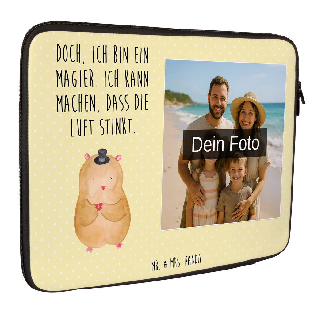 Personalisierte Foto Notebook Tasche Hamster Hut Wasserfeste Notebooktasche Mit Wunschfoto, Robuste Notebooktasche Mit Wunschfoto, Minimalistische Notebooktasche Mit Fotodruck, Leichte Notebooktasche Mit Foto, Notebooktasche Mit Organizerfach Und Foto, Notebooktasche Für Damen Mit Fotomotiv, Notebookhülle Mit Wunschfoto, Ergonomische Notebooktasche Mit Fotodruck, Laptop-Umhängetasche Mit Wunschbild, Notebook-Tasche Aus Leder Mit Bild, Laptoptasche Mit Fotodruck, Notebook-Umhängetasche Mit Foto, Business Notebooktasche Mit Foto, Notebooktasche Für 17 Zoll Mit Foto, Laptop-Aktentasche Mit Fotomotiv, Reisegeeignete Notebooktasche Mit Foto, Laptop-Case Mit Eigenem Foto, Rucksackstil Notebooktasche Mit Foto, Notebooktasche Für Herren Mit Foto, Klassische Notebooktasche Mit Wunschbild, Notebook-Tasche Aus Nylon Mit Wunschbild, Notebooktasche Für 15 Zoll Mit Wunschbild, Notebook-Aktentasche Mit Foto, Notebooktasche Mit Foto, Personalisierte Notebooktasche Mit Bild, Notebook-Querträger Mit Foto, Notebook-Sleeve Mit Fotopersonalisierung, Laptop-Rucksack Mit Eigenem Bild, Studenten-Notebooktasche Mit Foto., Notebooktasche Mit Tragegriff Und Fotodruck, Vintage Notebooktasche Mit Foto, Notebooktasche Für 13 Zoll Mit Fotodruck, Notebook-Tasche Aus Neopren Mit Foto, Slim Notebooktasche Mit Fotodruck, Büro-Notebooktasche Mit Wunschbild, Casual Notebooktasche Mit Wunschfoto, Laptop-Messenger-Bag Mit Wunschfoto, Gepolsterte Notebooktasche Mit Foto, Notebooktasche Mit Reißverschluss Und Foto, Notebook-Rucksack Mit Fotodruck, Notebooktasche Mit Schultergurt Und Bild, Moderne Notebooktasche Mit Fotodruck, Notebook-Tasche Aus Canvas Mit Fotodruck, Notebooktasche Mit Zubehörfach Und Bild, Tiermotive, Gute Laune, lustige Sprüche, Tiere, Zwerghamster, Hamster, Hut, Zylinder, Magier, Zauberer