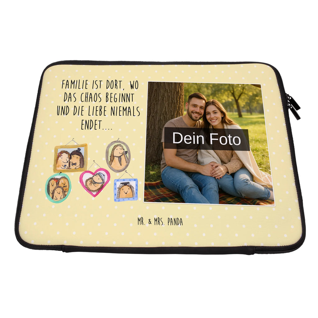 Personalisierte Foto Notebook Tasche Igel Familie Notebooktasche Mit Foto, Notebook-Rucksack Mit Fotodruck, Laptop-Case Mit Eigenem Foto, Notebooktasche Mit Reißverschluss Und Foto, Ergonomische Notebooktasche Mit Fotodruck, Laptop-Umhängetasche Mit Wunschbild, Business Notebooktasche Mit Foto, Notebook-Tasche Aus Nylon Mit Wunschbild, Notebooktasche Für 15 Zoll Mit Wunschbild, Notebook-Sleeve Mit Fotopersonalisierung, Laptop-Rucksack Mit Eigenem Bild, Büro-Notebooktasche Mit Wunschbild, Notebook-Tasche Aus Neopren Mit Foto, Minimalistische Notebooktasche Mit Fotodruck, Notebook-Tasche Aus Leder Mit Bild, Notebooktasche Mit Organizerfach Und Foto, Notebooktasche Für 17 Zoll Mit Foto, Laptop-Aktentasche Mit Fotomotiv, Notebooktasche Mit Zubehörfach Und Bild, Notebooktasche Mit Schultergurt Und Bild, Laptop-Messenger-Bag Mit Wunschfoto, Notebooktasche Mit Tragegriff Und Fotodruck, Slim Notebooktasche Mit Fotodruck, Notebook-Tasche Aus Canvas Mit Fotodruck, Rucksackstil Notebooktasche Mit Foto, Notebooktasche Für Herren Mit Foto, Studenten-Notebooktasche Mit Foto., Leichte Notebooktasche Mit Foto, Reisegeeignete Notebooktasche Mit Foto, Laptoptasche Mit Fotodruck, Notebook-Aktentasche Mit Foto, Robuste Notebooktasche Mit Wunschfoto, Personalisierte Notebooktasche Mit Bild, Notebooktasche Für 13 Zoll Mit Fotodruck, Notebook-Querträger Mit Foto, Moderne Notebooktasche Mit Fotodruck, Vintage Notebooktasche Mit Foto, Klassische Notebooktasche Mit Wunschbild, Notebookhülle Mit Wunschfoto, Casual Notebooktasche Mit Wunschfoto, Wasserfeste Notebooktasche Mit Wunschfoto, Gepolsterte Notebooktasche Mit Foto, Notebooktasche Für Damen Mit Fotomotiv, Notebook-Umhängetasche Mit Foto, Familie, Vatertag, Muttertag, Bruder, Schwester, Mama, Papa, Oma, Opa, Glück, Igel, Zusammenhalt, Bilder, Liebe