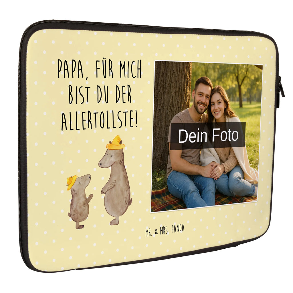 Personalisierte Foto Notebook Tasche Bären mit Hut Slim Notebooktasche Mit Fotodruck, Notebooktasche Für 17 Zoll Mit Foto, Notebooktasche Mit Tragegriff Und Fotodruck, Notebook-Sleeve Mit Fotopersonalisierung, Moderne Notebooktasche Mit Fotodruck, Vintage Notebooktasche Mit Foto, Laptop-Case Mit Eigenem Foto, Notebook-Tasche Aus Leder Mit Bild, Laptop-Messenger-Bag Mit Wunschfoto, Laptoptasche Mit Fotodruck, Notebooktasche Mit Organizerfach Und Foto, Notebooktasche Mit Reißverschluss Und Foto, Notebooktasche Für 13 Zoll Mit Fotodruck, Ergonomische Notebooktasche Mit Fotodruck, Laptop-Umhängetasche Mit Wunschbild, Reisegeeignete Notebooktasche Mit Foto, Business Notebooktasche Mit Foto, Notebooktasche Für Herren Mit Foto, Büro-Notebooktasche Mit Wunschbild, Notebooktasche Mit Schultergurt Und Bild, Laptop-Aktentasche Mit Fotomotiv, Personalisierte Notebooktasche Mit Bild, Notebooktasche Mit Zubehörfach Und Bild, Notebooktasche Mit Foto, Klassische Notebooktasche Mit Wunschbild, Leichte Notebooktasche Mit Foto, Notebook-Aktentasche Mit Foto, Notebooktasche Für 15 Zoll Mit Wunschbild, Notebook-Umhängetasche Mit Foto, Laptop-Rucksack Mit Eigenem Bild, Casual Notebooktasche Mit Wunschfoto, Notebook-Tasche Aus Nylon Mit Wunschbild, Gepolsterte Notebooktasche Mit Foto, Notebooktasche Für Damen Mit Fotomotiv, Studenten-Notebooktasche Mit Foto., Notebook-Rucksack Mit Fotodruck, Notebook-Tasche Aus Canvas Mit Fotodruck, Minimalistische Notebooktasche Mit Fotodruck, Rucksackstil Notebooktasche Mit Foto, Robuste Notebooktasche Mit Wunschfoto, Notebookhülle Mit Wunschfoto, Notebook-Querträger Mit Foto, Notebook-Tasche Aus Neopren Mit Foto, Wasserfeste Notebooktasche Mit Wunschfoto, Familie, Vatertag, Muttertag, Bruder, Schwester, Mama, Papa, Oma, Opa, Lieblingsmensch, Vorbild, Vater-Sohn, Bären, Family, Dad, Sohn, Vater, Papi, Söhne, Kinder, Kind, Bär, Paps, Daddy
