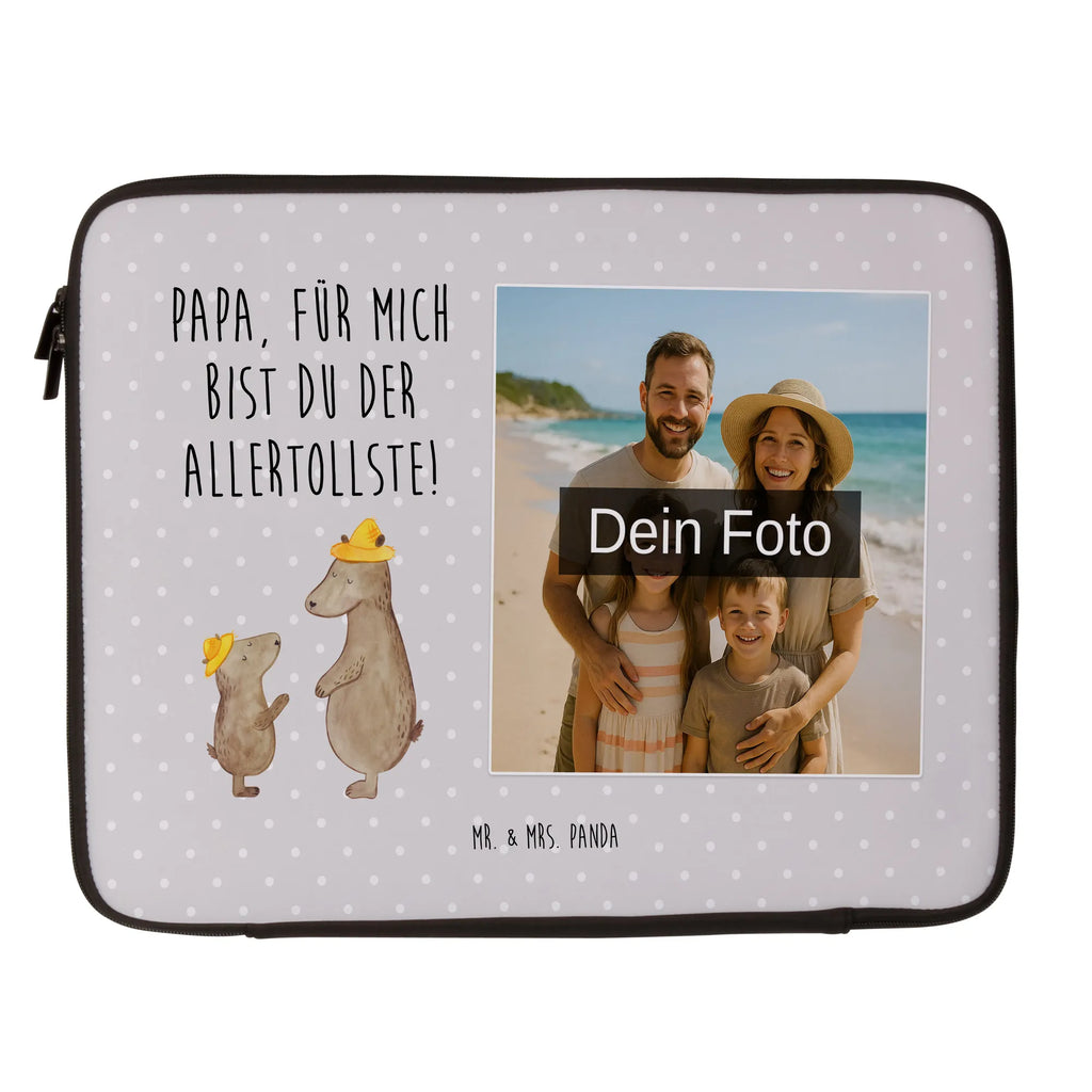 Personalisierte Foto Notebook Tasche Bären mit Hut Slim Notebooktasche Mit Fotodruck, Notebooktasche Für 17 Zoll Mit Foto, Notebooktasche Mit Tragegriff Und Fotodruck, Notebook-Sleeve Mit Fotopersonalisierung, Moderne Notebooktasche Mit Fotodruck, Vintage Notebooktasche Mit Foto, Laptop-Case Mit Eigenem Foto, Notebook-Tasche Aus Leder Mit Bild, Laptop-Messenger-Bag Mit Wunschfoto, Laptoptasche Mit Fotodruck, Notebooktasche Mit Organizerfach Und Foto, Notebooktasche Mit Reißverschluss Und Foto, Notebooktasche Für 13 Zoll Mit Fotodruck, Ergonomische Notebooktasche Mit Fotodruck, Laptop-Umhängetasche Mit Wunschbild, Reisegeeignete Notebooktasche Mit Foto, Business Notebooktasche Mit Foto, Notebooktasche Für Herren Mit Foto, Büro-Notebooktasche Mit Wunschbild, Notebooktasche Mit Schultergurt Und Bild, Laptop-Aktentasche Mit Fotomotiv, Personalisierte Notebooktasche Mit Bild, Notebooktasche Mit Zubehörfach Und Bild, Notebooktasche Mit Foto, Klassische Notebooktasche Mit Wunschbild, Leichte Notebooktasche Mit Foto, Notebook-Aktentasche Mit Foto, Notebooktasche Für 15 Zoll Mit Wunschbild, Notebook-Umhängetasche Mit Foto, Laptop-Rucksack Mit Eigenem Bild, Casual Notebooktasche Mit Wunschfoto, Notebook-Tasche Aus Nylon Mit Wunschbild, Gepolsterte Notebooktasche Mit Foto, Notebooktasche Für Damen Mit Fotomotiv, Studenten-Notebooktasche Mit Foto., Notebook-Rucksack Mit Fotodruck, Notebook-Tasche Aus Canvas Mit Fotodruck, Minimalistische Notebooktasche Mit Fotodruck, Rucksackstil Notebooktasche Mit Foto, Robuste Notebooktasche Mit Wunschfoto, Notebookhülle Mit Wunschfoto, Notebook-Querträger Mit Foto, Notebook-Tasche Aus Neopren Mit Foto, Wasserfeste Notebooktasche Mit Wunschfoto, Familie, Vatertag, Muttertag, Bruder, Schwester, Mama, Papa, Oma, Opa, Lieblingsmensch, Vorbild, Vater-Sohn, Bären, Family, Dad, Sohn, Vater, Papi, Söhne, Kinder, Kind, Bär, Paps, Daddy