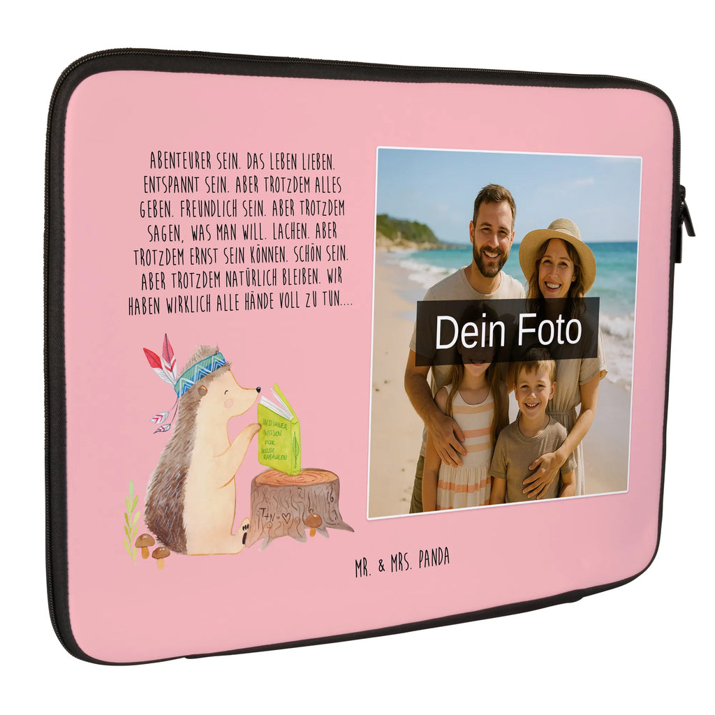 Personalisierte Foto Notebook Tasche Igel Federschmuck Ergonomische Notebooktasche Mit Fotodruck, Laptop-Umhängetasche Mit Wunschbild, Casual Notebooktasche Mit Wunschfoto, Notebooktasche Für Herren Mit Foto, Business Notebooktasche Mit Foto, Büro-Notebooktasche Mit Wunschbild, Notebook-Tasche Aus Neopren Mit Foto, Notebooktasche Für 13 Zoll Mit Fotodruck, Gepolsterte Notebooktasche Mit Foto, Notebooktasche Mit Foto, Laptop-Rucksack Mit Eigenem Bild, Notebook-Aktentasche Mit Foto, Notebooktasche Für Damen Mit Fotomotiv, Notebook-Rucksack Mit Fotodruck, Notebooktasche Mit Reißverschluss Und Foto, Notebook-Tasche Aus Nylon Mit Wunschbild, Klassische Notebooktasche Mit Wunschbild, Minimalistische Notebooktasche Mit Fotodruck, Notebookhülle Mit Wunschfoto, Notebooktasche Mit Tragegriff Und Fotodruck, Vintage Notebooktasche Mit Foto, Moderne Notebooktasche Mit Fotodruck, Reisegeeignete Notebooktasche Mit Foto, Laptoptasche Mit Fotodruck, Notebook-Sleeve Mit Fotopersonalisierung, Notebooktasche Mit Zubehörfach Und Bild, Notebook-Tasche Aus Canvas Mit Fotodruck, Notebook-Tasche Aus Leder Mit Bild, Notebooktasche Für 17 Zoll Mit Foto, Notebook-Querträger Mit Foto, Robuste Notebooktasche Mit Wunschfoto, Notebook-Umhängetasche Mit Foto, Laptop-Messenger-Bag Mit Wunschfoto, Laptop-Aktentasche Mit Fotomotiv, Notebooktasche Für 15 Zoll Mit Wunschbild, Wasserfeste Notebooktasche Mit Wunschfoto, Slim Notebooktasche Mit Fotodruck, Personalisierte Notebooktasche Mit Bild, Leichte Notebooktasche Mit Foto, Notebooktasche Mit Organizerfach Und Foto, Rucksackstil Notebooktasche Mit Foto, Notebooktasche Mit Schultergurt Und Bild, Studenten-Notebooktasche Mit Foto., Laptop-Case Mit Eigenem Foto, Waldtiere, Tiere, Lagerfeuer, Abenteuer, Indianer, Camping, Igel