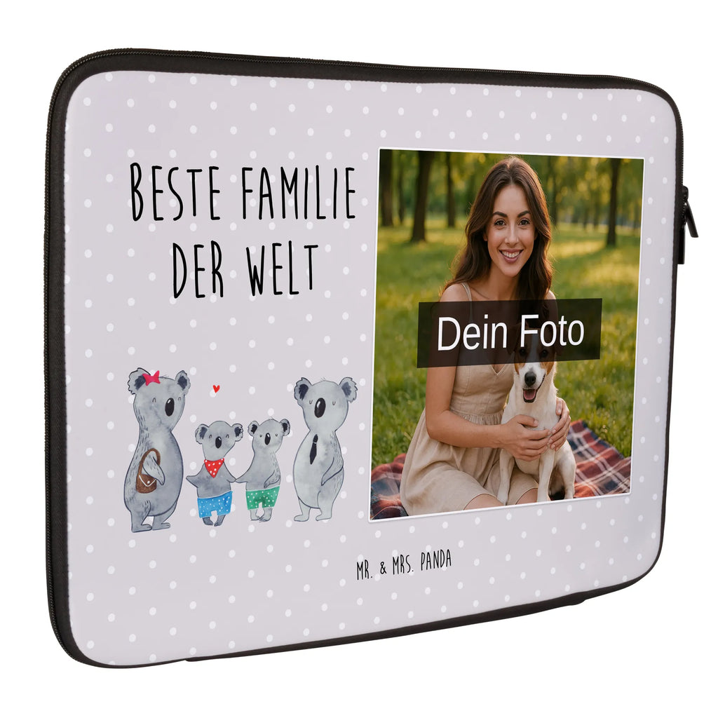 Personalisierte Foto Notebook Tasche Koala Familie zwei Ergonomische Notebooktasche Mit Fotodruck, Moderne Notebooktasche Mit Fotodruck, Notebook-Rucksack Mit Fotodruck, Notebook-Tasche Aus Nylon Mit Wunschbild, Notebooktasche Für 13 Zoll Mit Fotodruck, Notebooktasche Mit Schultergurt Und Bild, Notebooktasche Mit Organizerfach Und Foto, Laptop-Messenger-Bag Mit Wunschfoto, Leichte Notebooktasche Mit Foto, Notebook-Tasche Aus Canvas Mit Fotodruck, Notebooktasche Mit Tragegriff Und Fotodruck, Robuste Notebooktasche Mit Wunschfoto, Vintage Notebooktasche Mit Foto, Notebook-Tasche Aus Leder Mit Bild, Notebooktasche Mit Reißverschluss Und Foto, Notebooktasche Mit Foto, Notebooktasche Für Herren Mit Foto, Laptop-Aktentasche Mit Fotomotiv, Notebooktasche Für 15 Zoll Mit Wunschbild, Gepolsterte Notebooktasche Mit Foto, Notebook-Umhängetasche Mit Foto, Laptoptasche Mit Fotodruck, Notebook-Aktentasche Mit Foto, Notebook-Sleeve Mit Fotopersonalisierung, Reisegeeignete Notebooktasche Mit Foto, Business Notebooktasche Mit Foto, Notebook-Tasche Aus Neopren Mit Foto, Slim Notebooktasche Mit Fotodruck, Rucksackstil Notebooktasche Mit Foto, Laptop-Rucksack Mit Eigenem Bild, Personalisierte Notebooktasche Mit Bild, Notebook-Querträger Mit Foto, Notebookhülle Mit Wunschfoto, Wasserfeste Notebooktasche Mit Wunschfoto, Notebooktasche Für 17 Zoll Mit Foto, Minimalistische Notebooktasche Mit Fotodruck, Studenten-Notebooktasche Mit Foto., Laptop-Umhängetasche Mit Wunschbild, Laptop-Case Mit Eigenem Foto, Büro-Notebooktasche Mit Wunschbild, Klassische Notebooktasche Mit Wunschbild, Casual Notebooktasche Mit Wunschfoto, Notebooktasche Mit Zubehörfach Und Bild, Notebooktasche Für Damen Mit Fotomotiv, Familie, Vatertag, Muttertag, Bruder, Schwester, Mama, Papa, Oma, Opa, Koalabär, Koala, beste Familie, Lieblingsfamilie, Familienzeit, Koalafamilie, Familienleben