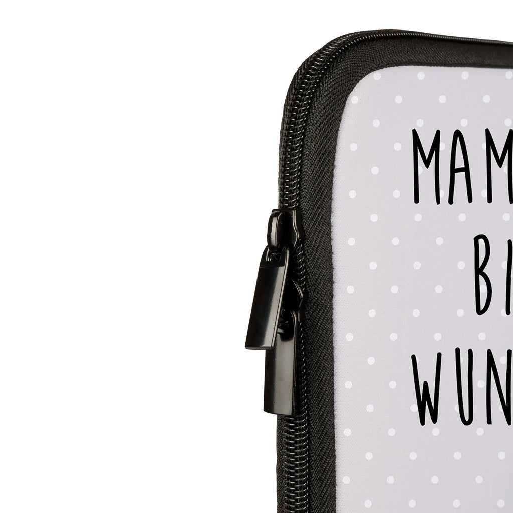 Personalisierte Foto Notebook Tasche Bären mit Blumenkranz Notebook-Tasche Aus Nylon Mit Wunschbild, Personalisierte Notebooktasche Mit Bild, Notebook-Tasche Aus Canvas Mit Fotodruck, Notebook-Tasche Aus Neopren Mit Foto, Slim Notebooktasche Mit Fotodruck, Robuste Notebooktasche Mit Wunschfoto, Notebook-Sleeve Mit Fotopersonalisierung, Notebook-Umhängetasche Mit Foto, Ergonomische Notebooktasche Mit Fotodruck, Notebooktasche Mit Reißverschluss Und Foto, Notebooktasche Für Herren Mit Foto, Casual Notebooktasche Mit Wunschfoto, Notebook-Rucksack Mit Fotodruck, Notebook-Aktentasche Mit Foto, Laptop-Umhängetasche Mit Wunschbild, Notebooktasche Für 17 Zoll Mit Foto, Laptop-Rucksack Mit Eigenem Bild, Studenten-Notebooktasche Mit Foto., Notebook-Tasche Aus Leder Mit Bild, Gepolsterte Notebooktasche Mit Foto, Wasserfeste Notebooktasche Mit Wunschfoto, Reisegeeignete Notebooktasche Mit Foto, Notebooktasche Mit Zubehörfach Und Bild, Notebookhülle Mit Wunschfoto, Moderne Notebooktasche Mit Fotodruck, Business Notebooktasche Mit Foto, Laptop-Aktentasche Mit Fotomotiv, Notebook-Querträger Mit Foto, Notebooktasche Für 15 Zoll Mit Wunschbild, Notebooktasche Mit Tragegriff Und Fotodruck, Notebooktasche Mit Schultergurt Und Bild, Notebooktasche Für 13 Zoll Mit Fotodruck, Laptoptasche Mit Fotodruck, Klassische Notebooktasche Mit Wunschbild, Rucksackstil Notebooktasche Mit Foto, Laptop-Case Mit Eigenem Foto, Leichte Notebooktasche Mit Foto, Minimalistische Notebooktasche Mit Fotodruck, Notebooktasche Für Damen Mit Fotomotiv, Vintage Notebooktasche Mit Foto, Laptop-Messenger-Bag Mit Wunschfoto, Notebooktasche Mit Foto, Büro-Notebooktasche Mit Wunschbild, Notebooktasche Mit Organizerfach Und Foto, Familie, Vatertag, Muttertag, Bruder, Schwester, Mama, Papa, Oma, Opa, Vorbild, Lieblingsmensch, Mami, Mutter, Töchter, Lieblingsmama, beste Mutter, Bären, Kinder, Tochter, Geschenk Mama. Muttertag, Kind, Mutti, Bär, Family, weltbeste Mama