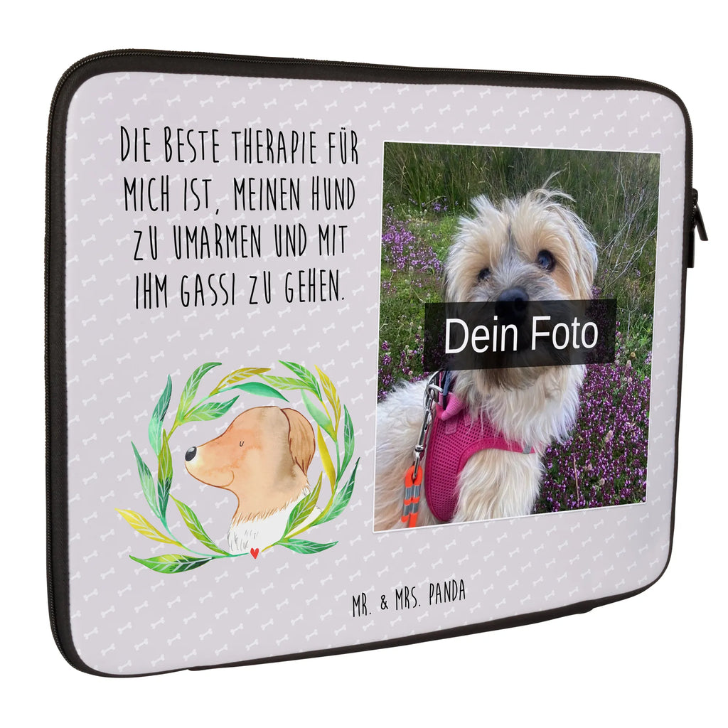 Personalisierte Foto Notebook Tasche Hund Blumen Robuste Notebooktasche Mit Wunschfoto, Laptop-Aktentasche Mit Fotomotiv, Laptop-Messenger-Bag Mit Wunschfoto, Notebook-Tasche Aus Leder Mit Bild, Klassische Notebooktasche Mit Wunschbild, Casual Notebooktasche Mit Wunschfoto, Notebooktasche Mit Zubehörfach Und Bild, Studenten-Notebooktasche Mit Foto., Notebooktasche Für Herren Mit Foto, Business Notebooktasche Mit Foto, Notebook-Tasche Aus Neopren Mit Foto, Reisegeeignete Notebooktasche Mit Foto, Notebook-Querträger Mit Foto, Notebooktasche Mit Foto, Laptop-Rucksack Mit Eigenem Bild, Notebooktasche Für 17 Zoll Mit Foto, Notebooktasche Mit Reißverschluss Und Foto, Leichte Notebooktasche Mit Foto, Notebook-Umhängetasche Mit Foto, Laptop-Case Mit Eigenem Foto, Büro-Notebooktasche Mit Wunschbild, Notebook-Tasche Aus Canvas Mit Fotodruck, Notebooktasche Für Damen Mit Fotomotiv, Notebooktasche Für 15 Zoll Mit Wunschbild, Notebooktasche Mit Schultergurt Und Bild, Moderne Notebooktasche Mit Fotodruck, Vintage Notebooktasche Mit Foto, Notebooktasche Mit Organizerfach Und Foto, Gepolsterte Notebooktasche Mit Foto, Laptoptasche Mit Fotodruck, Notebook-Rucksack Mit Fotodruck, Laptop-Umhängetasche Mit Wunschbild, Minimalistische Notebooktasche Mit Fotodruck, Notebooktasche Für 13 Zoll Mit Fotodruck, Personalisierte Notebooktasche Mit Bild, Wasserfeste Notebooktasche Mit Wunschfoto, Slim Notebooktasche Mit Fotodruck, Notebook-Tasche Aus Nylon Mit Wunschbild, Notebook-Aktentasche Mit Foto, Ergonomische Notebooktasche Mit Fotodruck, Notebookhülle Mit Wunschfoto, Rucksackstil Notebooktasche Mit Foto, Notebooktasche Mit Tragegriff Und Fotodruck, Notebook-Sleeve Mit Fotopersonalisierung, Hund, Hundemotiv, Haustier, Hunderasse, Tierliebhaber, Hundebesitzer, Sprüche, Ranke, Selbsttherapie, Hundeglück, Hunde, Hundeliebe, Therapie