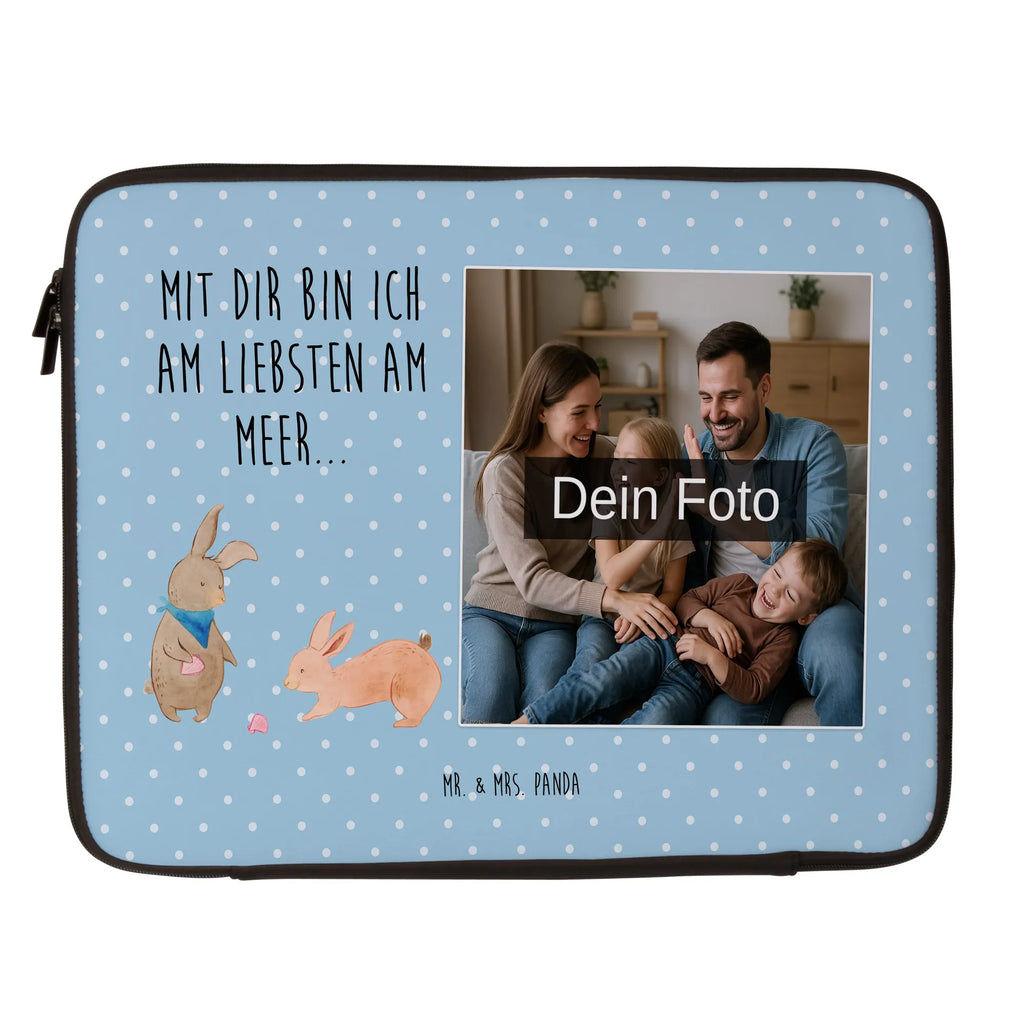 Personalisierte Foto Notebook Tasche Hasen Muschel Business Notebooktasche Mit Foto, Laptop-Umhängetasche Mit Wunschbild, Studenten-Notebooktasche Mit Foto., Notebook-Aktentasche Mit Foto, Moderne Notebooktasche Mit Fotodruck, Reisegeeignete Notebooktasche Mit Foto, Notebook-Tasche Aus Nylon Mit Wunschbild, Notebooktasche Mit Tragegriff Und Fotodruck, Notebook-Rucksack Mit Fotodruck, Notebooktasche Für 15 Zoll Mit Wunschbild, Leichte Notebooktasche Mit Foto, Laptoptasche Mit Fotodruck, Gepolsterte Notebooktasche Mit Foto, Notebooktasche Für 17 Zoll Mit Foto, Casual Notebooktasche Mit Wunschfoto, Klassische Notebooktasche Mit Wunschbild, Notebooktasche Für Damen Mit Fotomotiv, Robuste Notebooktasche Mit Wunschfoto, Notebook-Querträger Mit Foto, Rucksackstil Notebooktasche Mit Foto, Laptop-Rucksack Mit Eigenem Bild, Ergonomische Notebooktasche Mit Fotodruck, Laptop-Aktentasche Mit Fotomotiv, Slim Notebooktasche Mit Fotodruck, Notebook-Sleeve Mit Fotopersonalisierung, Notebook-Tasche Aus Canvas Mit Fotodruck, Vintage Notebooktasche Mit Foto, Minimalistische Notebooktasche Mit Fotodruck, Laptop-Messenger-Bag Mit Wunschfoto, Notebook-Tasche Aus Neopren Mit Foto, Notebooktasche Mit Organizerfach Und Foto, Personalisierte Notebooktasche Mit Bild, Notebookhülle Mit Wunschfoto, Büro-Notebooktasche Mit Wunschbild, Notebooktasche Für 13 Zoll Mit Fotodruck, Notebooktasche Für Herren Mit Foto, Notebooktasche Mit Schultergurt Und Bild, Laptop-Case Mit Eigenem Foto, Notebooktasche Mit Zubehörfach Und Bild, Notebook-Tasche Aus Leder Mit Bild, Wasserfeste Notebooktasche Mit Wunschfoto, Notebooktasche Mit Foto, Notebooktasche Mit Reißverschluss Und Foto, Notebook-Umhängetasche Mit Foto, Familie, Vatertag, Muttertag, Bruder, Schwester, Mama, Papa, Oma, Opa, Muscheln, best friends, Muscheln sammeln, BFF, Meer, Freundin, Hasen, Freundinnen, beste Freundin