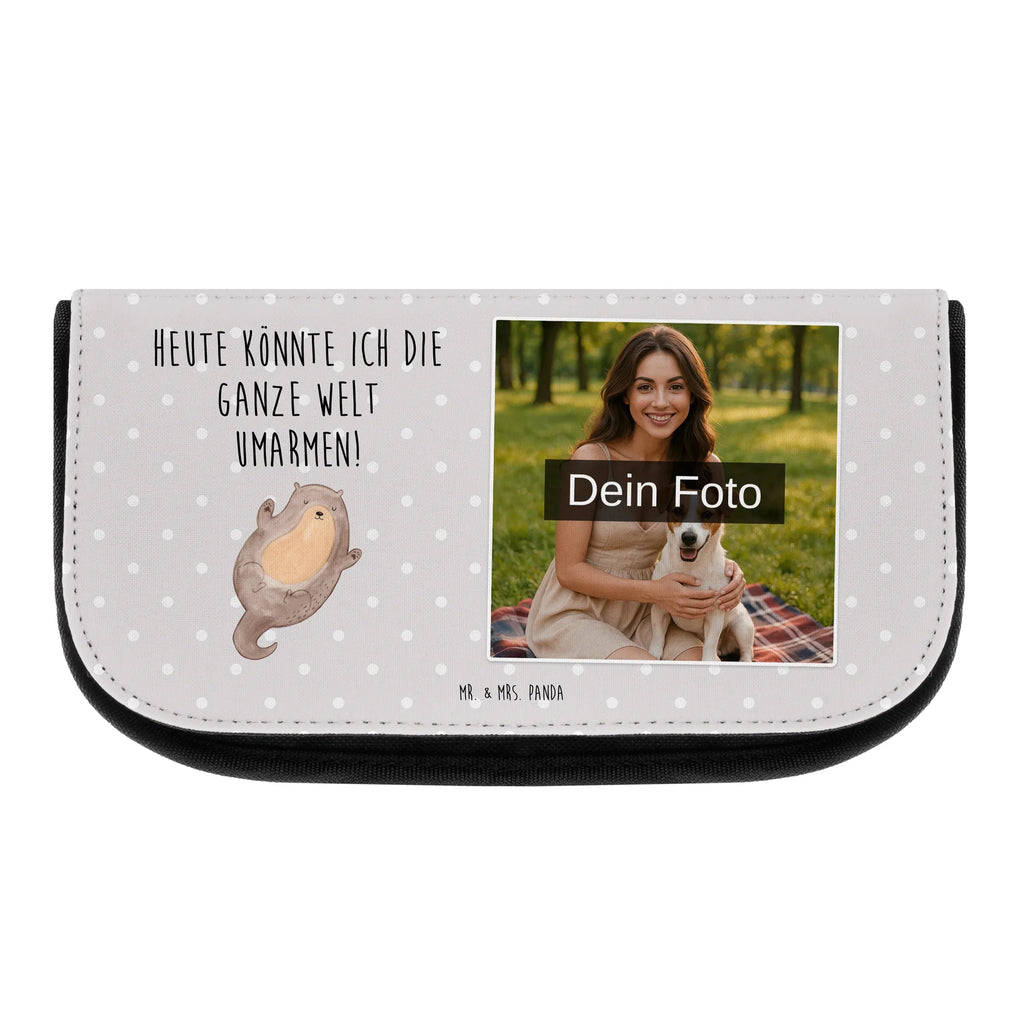 Personalisierte Foto Kosmetiktasche Otter Umarmen Personalisierte Kosmetiktasche Mit Foto, Reise-Kosmetiktasche Mit Wunschbild, Kosmetiktasche Bedruckt Mit Foto, Kosmetiktasche Für Damen Mit Foto, Schminkbeutel Mit Foto, Kosmetiktasche Für Herren Mit Wunschfoto, Schminktasche Mit Foto, Necessaire Mit Foto, Schminktasche Bunt Mit Bild, Kosmetiktasche Mit Wunschfoto, Kosmetiktasche Selbst Gestalten Mit Foto, Kosmetiktasche Modern Mit Wunschfoto, Schminktasche Nachhaltig Mit Foto, Kosmetiktasche Mit Eigenem Bild, Schminktäschchen Mit Wunschfoto, Kulturbeutel Mit Bild, Kosmetiktasche Mit Foto Und Namen, Make-Up Tasche Mit Bild, Große Schminktasche Mit Foto, Schminktasche Für Mädchen Mit Foto, Beautybag Mit Foto, Vintage Schminktasche Mit Foto, Schminkbeutel Für Jungen Mit Bild, Schminktasche Geschenk Mit Bild, Schminktasche Mit Familienfoto, Kosmetiktasche Aus Stoff Mit Foto, Kosmetiktasche Für Kinder Mit Foto, Kleine Kosmetiktasche Mit Foto, Kosmetiktasche Mit Foto, Schminktasche Mit Urlaubsfoto, Kosmetiktasche Aus Leder Mit Bild, Schminktasche Mit Haustierfoto, Kosmetiktasche Mit Foto Und Wunschtext, Personalisierte Make-Up Tasche Mit Bild, Otter, Fischotter, Seeotter, Otter Seeotter See Otter