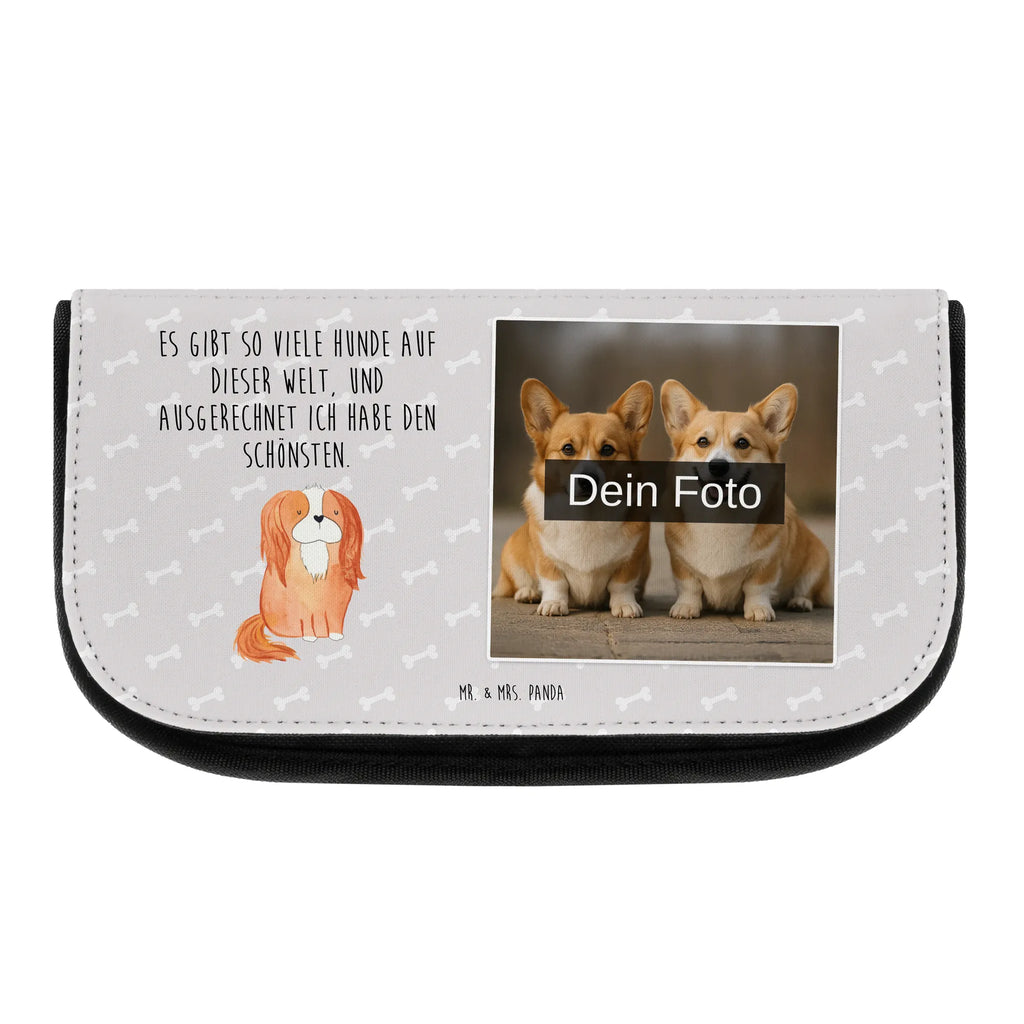 Personalisierte Foto Kosmetiktasche Hund Cavalier King Charles Spaniel Make-Up Tasche Mit Bild, Kleine Kosmetiktasche Mit Foto, Necessaire Mit Foto, Kosmetiktasche Mit Wunschfoto, Personalisierte Kosmetiktasche Mit Foto, Schminktasche Bunt Mit Bild, Kosmetiktasche Für Damen Mit Foto, Beautybag Mit Foto, Reise-Kosmetiktasche Mit Wunschbild, Vintage Schminktasche Mit Foto, Schminktasche Geschenk Mit Bild, Schminktasche Mit Familienfoto, Schminktäschchen Mit Wunschfoto, Schminktasche Nachhaltig Mit Foto, Kulturbeutel Mit Bild, Kosmetiktasche Mit Foto Und Namen, Kosmetiktasche Für Herren Mit Wunschfoto, Schminktasche Für Mädchen Mit Foto, Schminktasche Mit Haustierfoto, Schminkbeutel Für Jungen Mit Bild, Kosmetiktasche Aus Leder Mit Bild, Kosmetiktasche Selbst Gestalten Mit Foto, Große Schminktasche Mit Foto, Kosmetiktasche Bedruckt Mit Foto, Kosmetiktasche Modern Mit Wunschfoto, Personalisierte Make-Up Tasche Mit Bild, Kosmetiktasche Für Kinder Mit Foto, Kosmetiktasche Mit Foto Und Wunschtext, Kosmetiktasche Mit Foto, Schminkbeutel Mit Foto, Schminktasche Mit Urlaubsfoto, Kosmetiktasche Mit Eigenem Bild, Kosmetiktasche Aus Stoff Mit Foto, Schminktasche Mit Foto, Hund, Hundemotiv, Haustier, Hunderasse, Tierliebhaber, Hundebesitzer, Sprüche, Spaniel, Cockerspaniel, schönster Hund, Spruch, Cavalier King Charles Spaniel