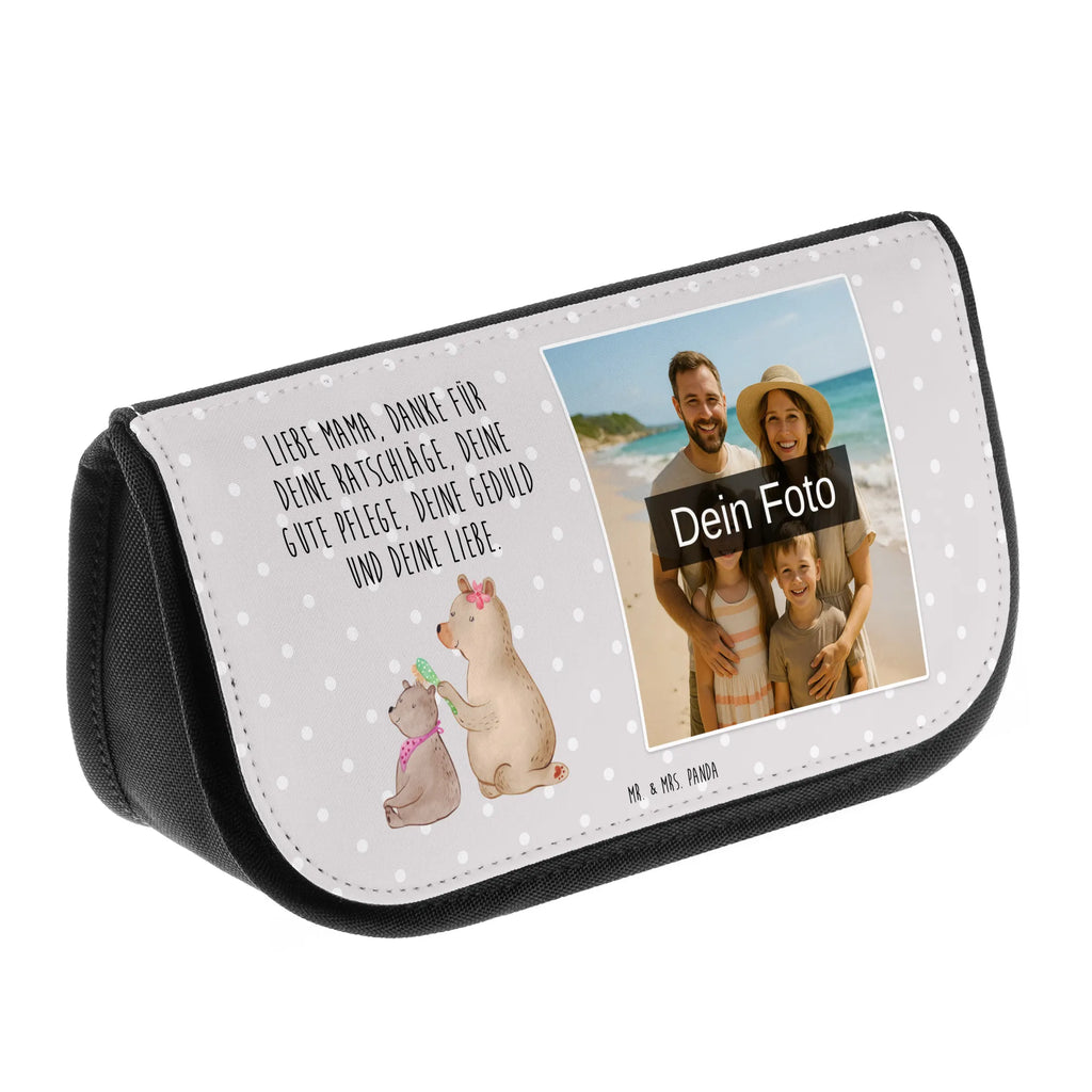 Personalisierte Foto Kosmetiktasche Bär Kind Make-Up Tasche Mit Bild, Schminktasche Bunt Mit Bild, Schminktasche Mit Foto, Kulturbeutel Mit Bild, Beautybag Mit Foto, Schminktasche Geschenk Mit Bild, Schminkbeutel Mit Foto, Kosmetiktasche Mit Wunschfoto, Schminktäschchen Mit Wunschfoto, Große Schminktasche Mit Foto, Necessaire Mit Foto, Reise-Kosmetiktasche Mit Wunschbild, Kosmetiktasche Mit Foto, Schminktasche Mit Haustierfoto, Kleine Kosmetiktasche Mit Foto, Schminkbeutel Für Jungen Mit Bild, Kosmetiktasche Mit Eigenem Bild, Schminktasche Nachhaltig Mit Foto, Schminktasche Mit Familienfoto, Kosmetiktasche Modern Mit Wunschfoto, Schminktasche Mit Urlaubsfoto, Kosmetiktasche Selbst Gestalten Mit Foto, Kosmetiktasche Mit Foto Und Namen, Personalisierte Kosmetiktasche Mit Foto, Kosmetiktasche Aus Stoff Mit Foto, Personalisierte Make-Up Tasche Mit Bild, Vintage Schminktasche Mit Foto, Schminktasche Für Mädchen Mit Foto, Kosmetiktasche Aus Leder Mit Bild, Kosmetiktasche Für Herren Mit Wunschfoto, Kosmetiktasche Mit Foto Und Wunschtext, Kosmetiktasche Bedruckt Mit Foto, Kosmetiktasche Für Kinder Mit Foto, Kosmetiktasche Für Damen Mit Foto, Familie, Vatertag, Muttertag, Bruder, Schwester, Mama, Papa, Oma, Opa, Mutter, Geschenk, Mutti