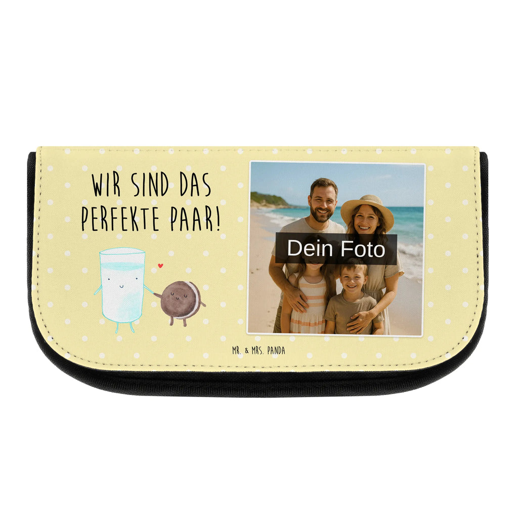 Personalisierte Foto Kosmetiktasche Milch Keks Schminktasche Mit Urlaubsfoto, Kosmetiktasche Selbst Gestalten Mit Foto, Kosmetiktasche Mit Foto Und Namen, Kosmetiktasche Für Kinder Mit Foto, Kosmetiktasche Für Damen Mit Foto, Kosmetiktasche Bedruckt Mit Foto, Kosmetiktasche Mit Wunschfoto, Schminktasche Mit Haustierfoto, Schminktasche Bunt Mit Bild, Schminktasche Nachhaltig Mit Foto, Personalisierte Kosmetiktasche Mit Foto, Kosmetiktasche Modern Mit Wunschfoto, Personalisierte Make-Up Tasche Mit Bild, Necessaire Mit Foto, Kosmetiktasche Mit Foto Und Wunschtext, Schminktasche Geschenk Mit Bild, Kulturbeutel Mit Bild, Kleine Kosmetiktasche Mit Foto, Schminktäschchen Mit Wunschfoto, Make-Up Tasche Mit Bild, Schminkbeutel Mit Foto, Schminktasche Mit Foto, Schminktasche Für Mädchen Mit Foto, Kosmetiktasche Mit Eigenem Bild, Kosmetiktasche Aus Stoff Mit Foto, Kosmetiktasche Für Herren Mit Wunschfoto, Schminktasche Mit Familienfoto, Reise-Kosmetiktasche Mit Wunschbild, Große Schminktasche Mit Foto, Kosmetiktasche Aus Leder Mit Bild, Vintage Schminktasche Mit Foto, Schminkbeutel Für Jungen Mit Bild, Kosmetiktasche Mit Foto, Beautybag Mit Foto, Tiermotive, Gute Laune, lustige Sprüche, Tiere, perfektes Paar, Cookie, romantisch, Keks, Kekse, Einladung Frühstück, Motiv süß, Kaffee, Milk, Milch