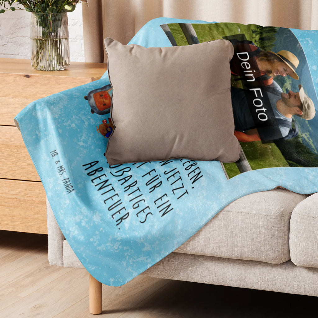 Sherpa Photo Cuddle Blanket Penguin & Mouse Hiker Foto Kuscheldecke, Pinguin, Ausflug, Wanderlust, Abenteurer, Abenteuer, wandern, Roadtrip, Pinguine