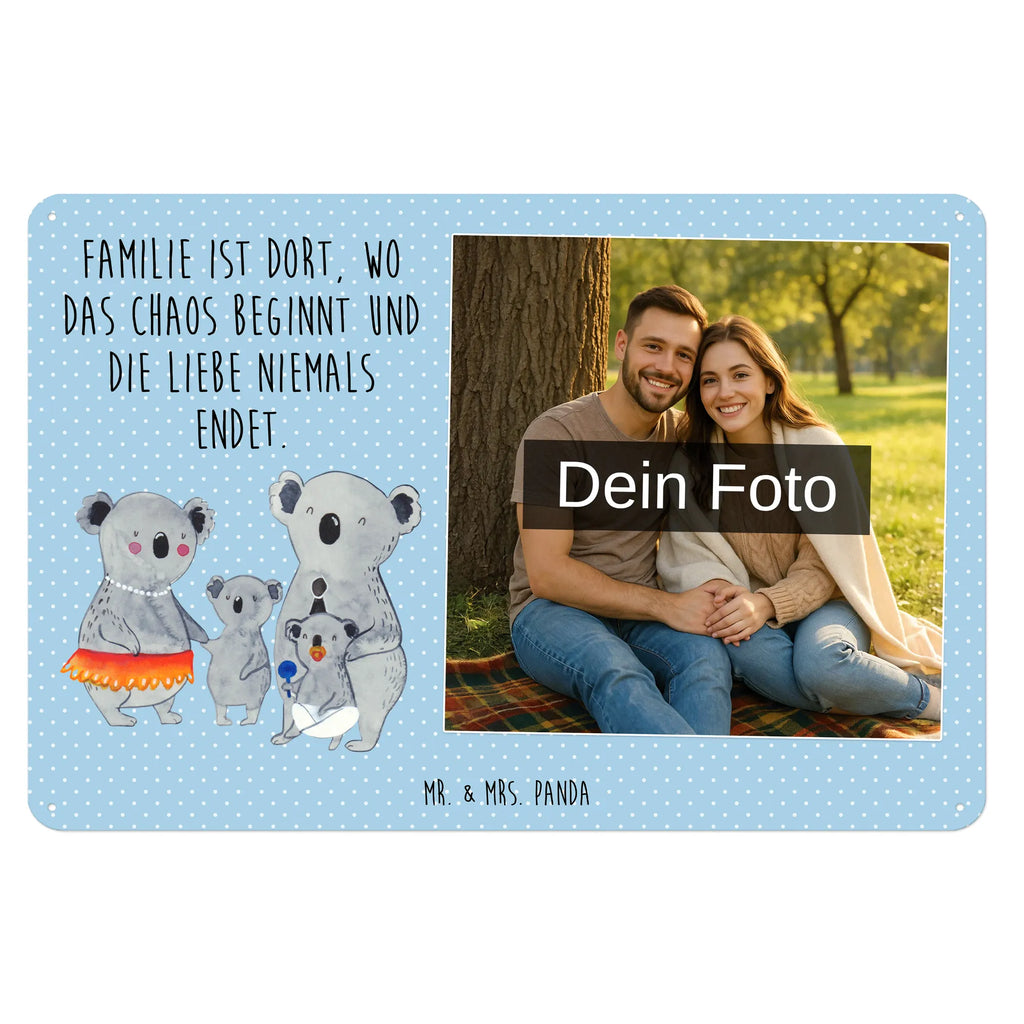 Personalisiertes Foto Blechschild Koala Familie Blechschild Mit Bild Und Namen, Türschild Mit Bild, Blechschild Für Balkon Mit Wunschbild, Metallschild Mit Foto, Spruchschild Mit Foto, Foto-Blechschild Für Zuhause, Wandschild Mit Foto, Blechschild Für Garten Mit Foto, Personalisierbares Blechschild Mit Foto, Blechschild Mit Wunschfoto, Blechschild Für Freunde Mit Wunschfoto, Blechschild Als Geschenk Mit Bild, Metallschild Mit Wunschfoto, Blechschild Mit Foto, Blechschild Mit Fotodruck, Retro Blechschild Mit Bild, Blechschild Wohnzimmer Mit Bild, Blechschild Mit Eigenem Bild, Nostalgieschild Mit Foto, Blechschild Für Frauen Mit Bild, Blechschild Für Männer Mit Foto, Blechschild Zum Aufhängen Mit Foto, Lustiges Blechschild Mit Foto, Personalisierte Wanddeko Aus Metall Mit Foto, Vintage Blechschild Mit Wunschfoto, Blechschild Zum Hinstellen Mit Bild, Blechschild Handgemacht Mit Foto, Design Blechschild Mit Bild, Dekoschild Metall Mit Foto, Blechschild Küche Mit Foto, Familie, Vatertag, Muttertag, Bruder, Schwester, Mama, Papa, Oma, Opa, Koala, Koalas, Family, Familienleben, Geschwister, Kinder