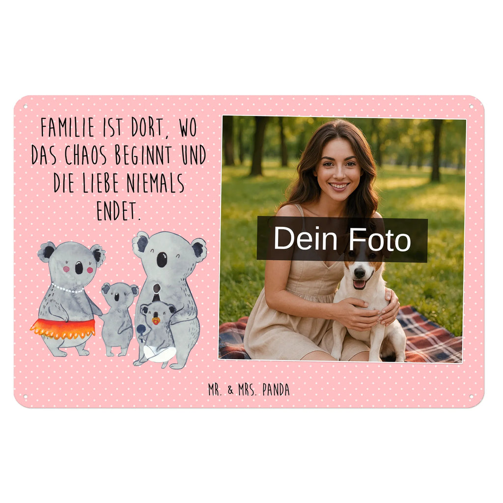 Personalisiertes Foto Blechschild Koala Familie Blechschild Mit Bild Und Namen, Türschild Mit Bild, Blechschild Für Balkon Mit Wunschbild, Metallschild Mit Foto, Spruchschild Mit Foto, Foto-Blechschild Für Zuhause, Wandschild Mit Foto, Blechschild Für Garten Mit Foto, Personalisierbares Blechschild Mit Foto, Blechschild Mit Wunschfoto, Blechschild Für Freunde Mit Wunschfoto, Blechschild Als Geschenk Mit Bild, Metallschild Mit Wunschfoto, Blechschild Mit Foto, Blechschild Mit Fotodruck, Retro Blechschild Mit Bild, Blechschild Wohnzimmer Mit Bild, Blechschild Mit Eigenem Bild, Nostalgieschild Mit Foto, Blechschild Für Frauen Mit Bild, Blechschild Für Männer Mit Foto, Blechschild Zum Aufhängen Mit Foto, Lustiges Blechschild Mit Foto, Personalisierte Wanddeko Aus Metall Mit Foto, Vintage Blechschild Mit Wunschfoto, Blechschild Zum Hinstellen Mit Bild, Blechschild Handgemacht Mit Foto, Design Blechschild Mit Bild, Dekoschild Metall Mit Foto, Blechschild Küche Mit Foto, Familie, Vatertag, Muttertag, Bruder, Schwester, Mama, Papa, Oma, Opa, Koala, Koalas, Family, Familienleben, Geschwister, Kinder