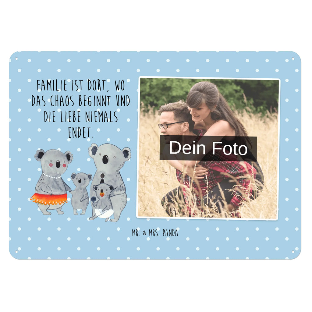 Personalisiertes Foto Blechschild Koala Familie Blechschild Mit Bild Und Namen, Türschild Mit Bild, Blechschild Für Balkon Mit Wunschbild, Metallschild Mit Foto, Spruchschild Mit Foto, Foto-Blechschild Für Zuhause, Wandschild Mit Foto, Blechschild Für Garten Mit Foto, Personalisierbares Blechschild Mit Foto, Blechschild Mit Wunschfoto, Blechschild Für Freunde Mit Wunschfoto, Blechschild Als Geschenk Mit Bild, Metallschild Mit Wunschfoto, Blechschild Mit Foto, Blechschild Mit Fotodruck, Retro Blechschild Mit Bild, Blechschild Wohnzimmer Mit Bild, Blechschild Mit Eigenem Bild, Nostalgieschild Mit Foto, Blechschild Für Frauen Mit Bild, Blechschild Für Männer Mit Foto, Blechschild Zum Aufhängen Mit Foto, Lustiges Blechschild Mit Foto, Personalisierte Wanddeko Aus Metall Mit Foto, Vintage Blechschild Mit Wunschfoto, Blechschild Zum Hinstellen Mit Bild, Blechschild Handgemacht Mit Foto, Design Blechschild Mit Bild, Dekoschild Metall Mit Foto, Blechschild Küche Mit Foto, Familie, Vatertag, Muttertag, Bruder, Schwester, Mama, Papa, Oma, Opa, Koala, Koalas, Family, Familienleben, Geschwister, Kinder