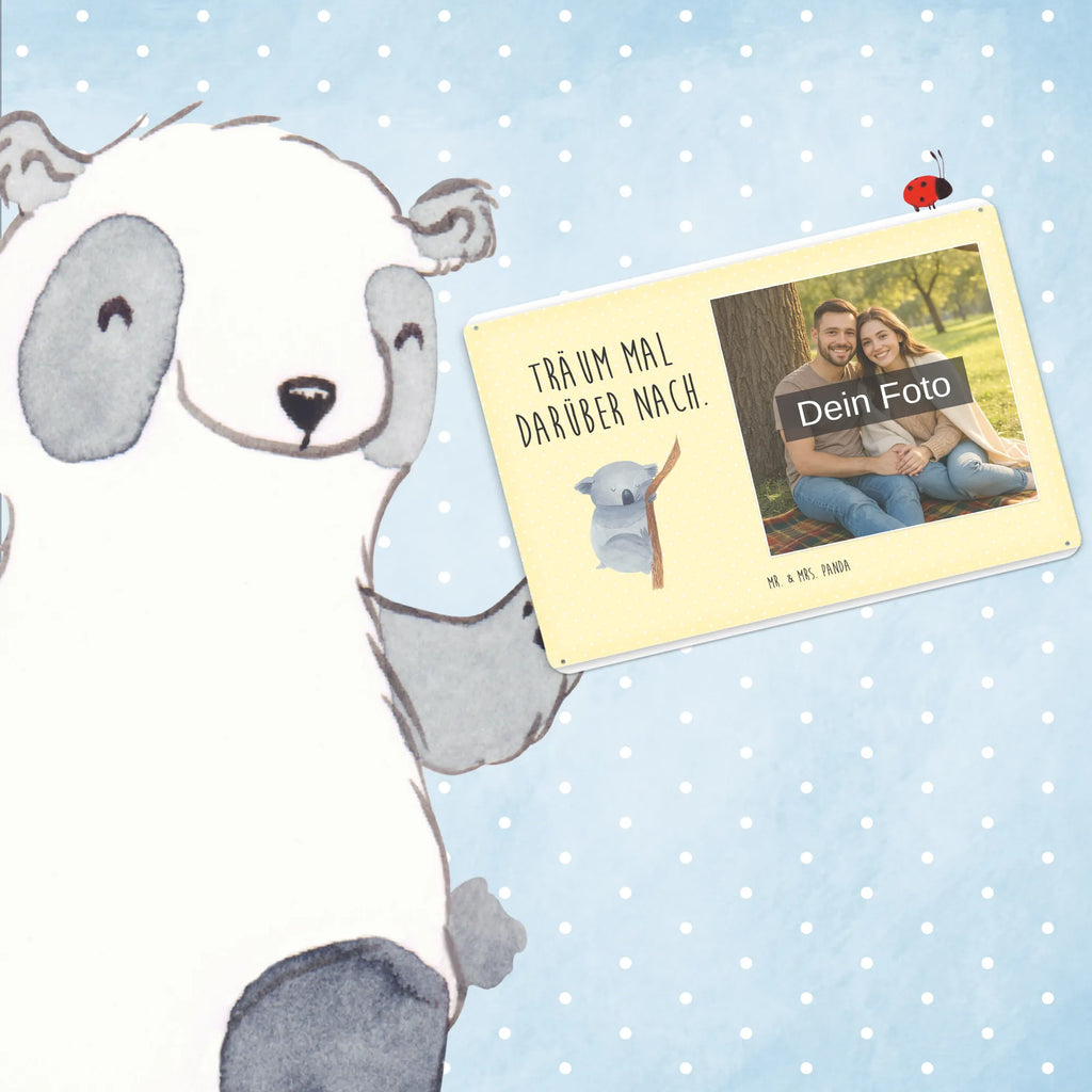 Personalisiertes Foto Blechschild Koalabär Blechschild Mit Eigenem Bild, Blechschild Wohnzimmer Mit Bild, Metallschild Mit Foto, Blechschild Für Männer Mit Foto, Blechschild Mit Foto, Retro Blechschild Mit Bild, Design Blechschild Mit Bild, Vintage Blechschild Mit Wunschfoto, Metallschild Mit Wunschfoto, Spruchschild Mit Foto, Foto-Blechschild Für Zuhause, Personalisierbares Blechschild Mit Foto, Blechschild Küche Mit Foto, Blechschild Mit Bild Und Namen, Blechschild Handgemacht Mit Foto, Blechschild Für Freunde Mit Wunschfoto, Blechschild Mit Fotodruck, Nostalgieschild Mit Foto, Blechschild Zum Hinstellen Mit Bild, Türschild Mit Bild, Blechschild Zum Aufhängen Mit Foto, Blechschild Als Geschenk Mit Bild, Dekoschild Metall Mit Foto, Blechschild Für Frauen Mit Bild, Blechschild Mit Wunschfoto, Lustiges Blechschild Mit Foto, Blechschild Für Garten Mit Foto, Personalisierte Wanddeko Aus Metall Mit Foto, Wandschild Mit Foto, Blechschild Für Balkon Mit Wunschbild, Tiermotive, Gute Laune, lustige Sprüche, Tiere, Traum, Bär, Koala, Koalabär, schlafen, Schlafzimmer, träumen, Traumland