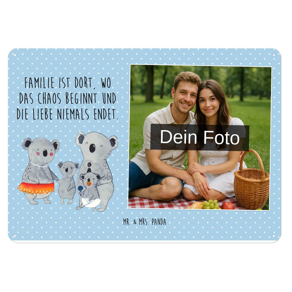 Personalisiertes Foto Blechschild Koala Familie Blechschild Mit Bild Und Namen, Türschild Mit Bild, Blechschild Für Balkon Mit Wunschbild, Metallschild Mit Foto, Spruchschild Mit Foto, Foto-Blechschild Für Zuhause, Wandschild Mit Foto, Blechschild Für Garten Mit Foto, Personalisierbares Blechschild Mit Foto, Blechschild Mit Wunschfoto, Blechschild Für Freunde Mit Wunschfoto, Blechschild Als Geschenk Mit Bild, Metallschild Mit Wunschfoto, Blechschild Mit Foto, Blechschild Mit Fotodruck, Retro Blechschild Mit Bild, Blechschild Wohnzimmer Mit Bild, Blechschild Mit Eigenem Bild, Nostalgieschild Mit Foto, Blechschild Für Frauen Mit Bild, Blechschild Für Männer Mit Foto, Blechschild Zum Aufhängen Mit Foto, Lustiges Blechschild Mit Foto, Personalisierte Wanddeko Aus Metall Mit Foto, Vintage Blechschild Mit Wunschfoto, Blechschild Zum Hinstellen Mit Bild, Blechschild Handgemacht Mit Foto, Design Blechschild Mit Bild, Dekoschild Metall Mit Foto, Blechschild Küche Mit Foto, Familie, Vatertag, Muttertag, Bruder, Schwester, Mama, Papa, Oma, Opa, Koala, Koalas, Family, Familienleben, Geschwister, Kinder