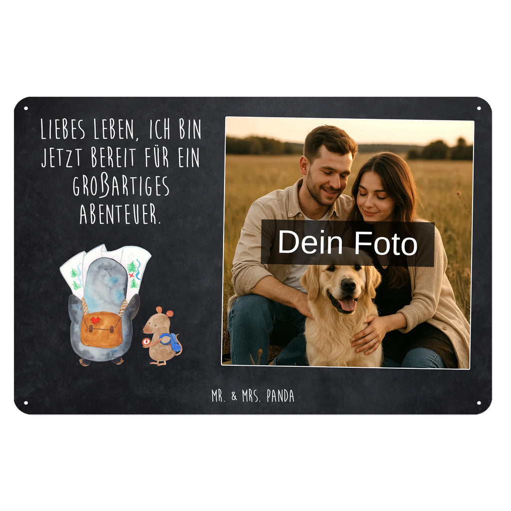 Personalisiertes Foto Blechschild Pinguin & Maus Wanderer Nostalgieschild Mit Foto, Foto-Blechschild Für Zuhause, Vintage Blechschild Mit Wunschfoto, Wandschild Mit Foto, Blechschild Für Garten Mit Foto, Blechschild Mit Fotodruck, Blechschild Handgemacht Mit Foto, Türschild Mit Bild, Spruchschild Mit Foto, Blechschild Mit Foto, Lustiges Blechschild Mit Foto, Metallschild Mit Foto, Blechschild Als Geschenk Mit Bild, Blechschild Mit Eigenem Bild, Blechschild Küche Mit Foto, Blechschild Wohnzimmer Mit Bild, Blechschild Mit Bild Und Namen, Blechschild Für Freunde Mit Wunschfoto, Personalisierbares Blechschild Mit Foto, Blechschild Mit Wunschfoto, Blechschild Zum Aufhängen Mit Foto, Design Blechschild Mit Bild, Blechschild Zum Hinstellen Mit Bild, Metallschild Mit Wunschfoto, Blechschild Für Frauen Mit Bild, Personalisierte Wanddeko Aus Metall Mit Foto, Blechschild Für Männer Mit Foto, Dekoschild Metall Mit Foto, Retro Blechschild Mit Bild, Blechschild Für Balkon Mit Wunschbild, Pinguin, Pinguine, wandern, Abenteuer, Roadtrip, Wanderlust, Abenteurer, Ausflug