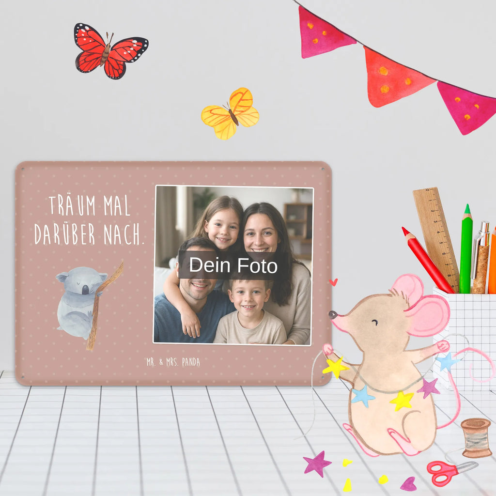 Personalisiertes Foto Blechschild Koalabär Blechschild Mit Eigenem Bild, Blechschild Wohnzimmer Mit Bild, Metallschild Mit Foto, Blechschild Für Männer Mit Foto, Blechschild Mit Foto, Retro Blechschild Mit Bild, Design Blechschild Mit Bild, Vintage Blechschild Mit Wunschfoto, Metallschild Mit Wunschfoto, Spruchschild Mit Foto, Foto-Blechschild Für Zuhause, Personalisierbares Blechschild Mit Foto, Blechschild Küche Mit Foto, Blechschild Mit Bild Und Namen, Blechschild Handgemacht Mit Foto, Blechschild Für Freunde Mit Wunschfoto, Blechschild Mit Fotodruck, Nostalgieschild Mit Foto, Blechschild Zum Hinstellen Mit Bild, Türschild Mit Bild, Blechschild Zum Aufhängen Mit Foto, Blechschild Als Geschenk Mit Bild, Dekoschild Metall Mit Foto, Blechschild Für Frauen Mit Bild, Blechschild Mit Wunschfoto, Lustiges Blechschild Mit Foto, Blechschild Für Garten Mit Foto, Personalisierte Wanddeko Aus Metall Mit Foto, Wandschild Mit Foto, Blechschild Für Balkon Mit Wunschbild, Tiermotive, Gute Laune, lustige Sprüche, Tiere, Traum, Bär, Koala, Koalabär, schlafen, Schlafzimmer, träumen, Traumland