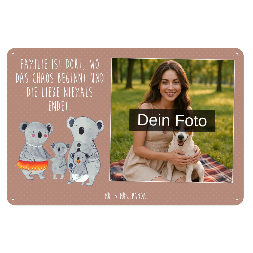 Personalisiertes Foto Blechschild Koala Familie Blechschild Mit Bild Und Namen, Türschild Mit Bild, Blechschild Für Balkon Mit Wunschbild, Metallschild Mit Foto, Spruchschild Mit Foto, Foto-Blechschild Für Zuhause, Wandschild Mit Foto, Blechschild Für Garten Mit Foto, Personalisierbares Blechschild Mit Foto, Blechschild Mit Wunschfoto, Blechschild Für Freunde Mit Wunschfoto, Blechschild Als Geschenk Mit Bild, Metallschild Mit Wunschfoto, Blechschild Mit Foto, Blechschild Mit Fotodruck, Retro Blechschild Mit Bild, Blechschild Wohnzimmer Mit Bild, Blechschild Mit Eigenem Bild, Nostalgieschild Mit Foto, Blechschild Für Frauen Mit Bild, Blechschild Für Männer Mit Foto, Blechschild Zum Aufhängen Mit Foto, Lustiges Blechschild Mit Foto, Personalisierte Wanddeko Aus Metall Mit Foto, Vintage Blechschild Mit Wunschfoto, Blechschild Zum Hinstellen Mit Bild, Blechschild Handgemacht Mit Foto, Design Blechschild Mit Bild, Dekoschild Metall Mit Foto, Blechschild Küche Mit Foto, Familie, Vatertag, Muttertag, Bruder, Schwester, Mama, Papa, Oma, Opa, Koala, Koalas, Family, Familienleben, Geschwister, Kinder