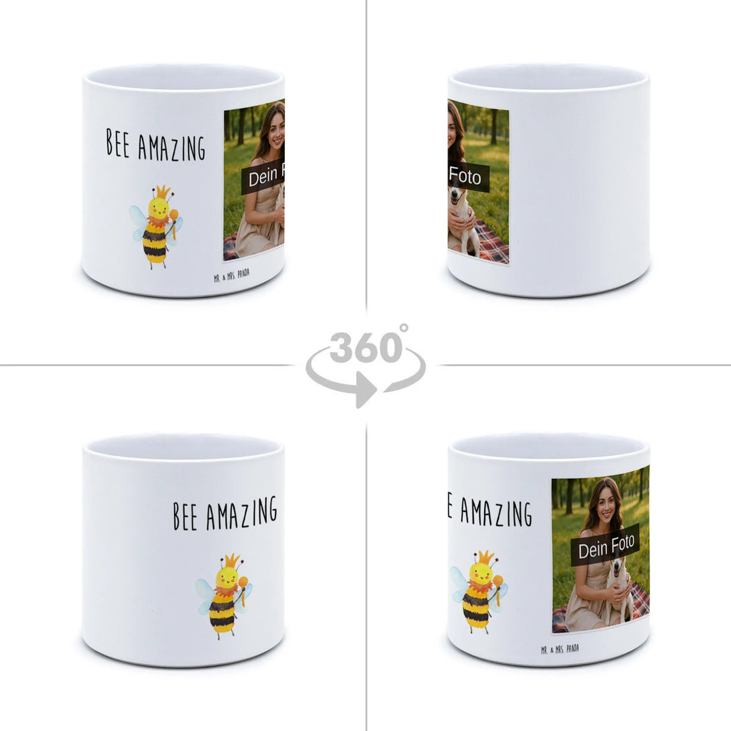 Personalisierter Foto XL Blumentopf Biene König Kunststoffblumentopf Groß Mit Wunschfoto, Blumentopf Aus Keramik XL Mit Foto, Dekotopf Groß Mit Wunschbild, Pflanzgefäß XL Mit Foto Und Namen, XL Blumentopf Mit Foto, Blumentopf Groß Mit Familienfoto, Großer Blumentopf Mit Lieblingsfoto, Personalisierter Pflanzkübel Groß Mit Bild, Personalisierter XL Blumentopf Mit Foto, Großer Blumentopf Mit Wunschfoto, XL Blumentopf Für Wohnzimmer Mit Foto, Blumentopf Groß Selbst Gestalten Mit Foto, XL Übertopf Für Balkon Mit Wunschbild, XL Pflanztopf Für Mama Mit Foto, XL Blumentopf Für Hochzeit Mit Bild, Pflanztopf Groß Mit Bild, Fotogeschenk XL Blumentopf, Beton Pflanzgefäß XL Mit Fotodruck, Pflanzkübel Groß Mit Eigenem Foto, Blumentopf Extra Groß Mit Fotodruck, Großer Blumentopf Mit Bild Und Wunschtext, Geschenk Blumentopf Groß Mit Foto, XL Blumentopf Mit Kinderfoto, Blumentopf Groß Mit Haustierfoto, Übertopf XL Mit Wunschfoto, Blumentopf Terrasse Groß Mit Foto, Blumentopf Für Garten Mit Bild, Biene, Wespe, Hummel