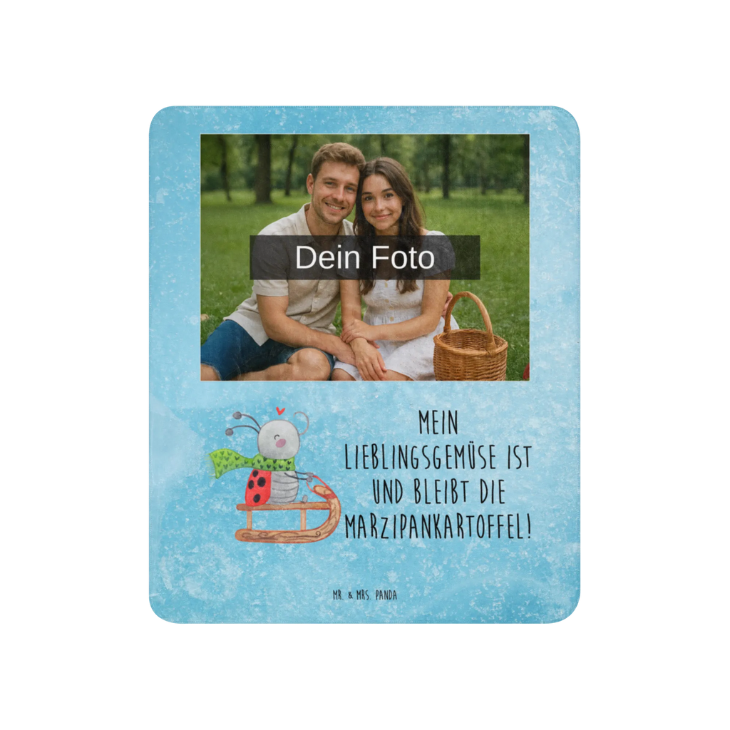 Sherpa Photo Cuddle Blanket Smörle sledding Foto Kuscheldecke, Winter, Weihnachten, Weihnachtsdeko, Nikolaus, Advent, Heiligabend, Wintermotiv, Smörle, Marzipan, Schlittenfahren