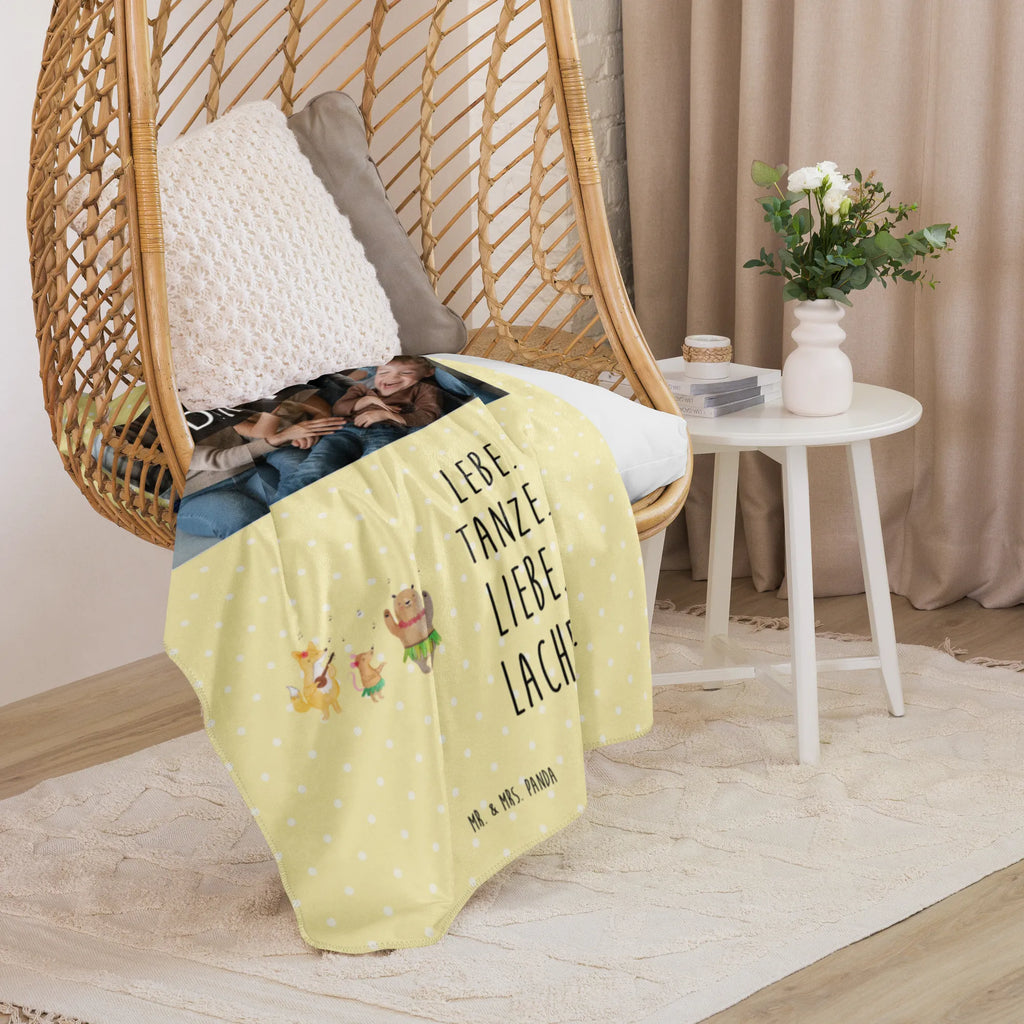 Sherpa Photo Cuddle Blanket forest animals Aloha Foto Kuscheldecke, Tiermotive, Gute Laune, lustige Sprüche, Tiere, Bär, Wald, Waldtiere, Tanzen, Igel, Hase, Aloha, Lachen, Leben, Musik