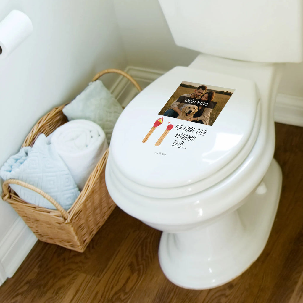 Personalisierter Foto WC Sitz Motiv Streichhölzer Personalisierte Klobrille, Personalisierter Toilettendeckel mit Foto, Toilettendeckel mit Namen, WC Sitz mit Namen, Personalisierter Klodeckel, Personalisierter WC-Sitz, Liebe, Partner, Freund, Freundin, Ehemann, Ehefrau, Heiraten, Verlobung, Heiratsantrag, Liebesgeschenk, Jahrestag, Hocheitstag, Streichhölzer