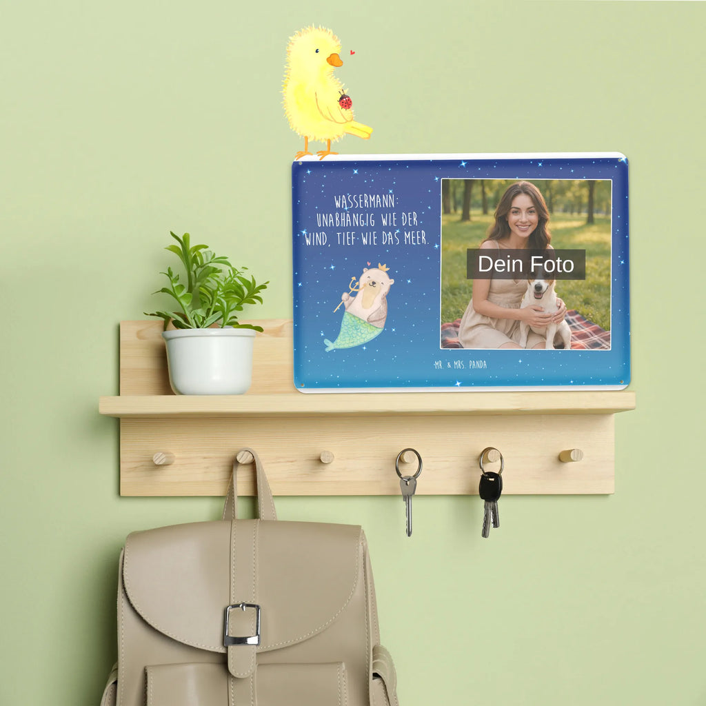 Personalisiertes Foto Blechschild Wassermann Astrologie Blechschild Mit Foto, Blechschild Zum Hinstellen Mit Bild, Blechschild Für Balkon Mit Wunschbild, Blechschild Mit Fotodruck, Blechschild Mit Eigenem Bild, Wandschild Mit Foto, Blechschild Küche Mit Foto, Personalisierbares Blechschild Mit Foto, Blechschild Für Frauen Mit Bild, Blechschild Für Garten Mit Foto, Blechschild Für Männer Mit Foto, Blechschild Für Freunde Mit Wunschfoto, Retro Blechschild Mit Bild, Blechschild Mit Wunschfoto, Dekoschild Metall Mit Foto, Blechschild Handgemacht Mit Foto, Blechschild Wohnzimmer Mit Bild, Türschild Mit Bild, Metallschild Mit Foto, Lustiges Blechschild Mit Foto, Blechschild Mit Bild Und Namen, Nostalgieschild Mit Foto, Foto-Blechschild Für Zuhause, Vintage Blechschild Mit Wunschfoto, Metallschild Mit Wunschfoto, Blechschild Zum Aufhängen Mit Foto, Spruchschild Mit Foto, Personalisierte Wanddeko Aus Metall Mit Foto, Blechschild Als Geschenk Mit Bild, Design Blechschild Mit Bild, Tierkreiszeichen, Sternzeichen, Horoskop, Astrologie, Aszendent, Wassermann, Geburtstagsgeschenk, Geschenk