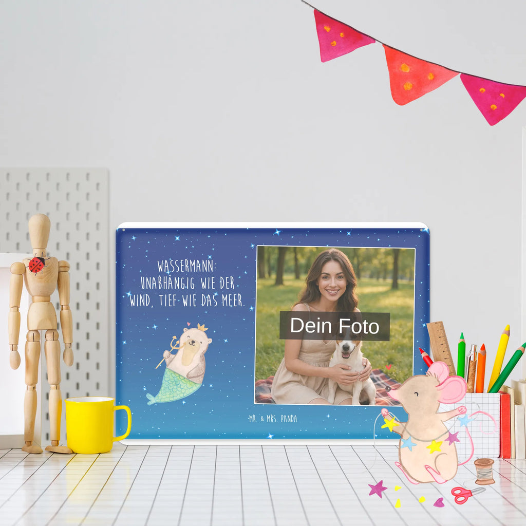 Personalisiertes Foto Blechschild Wassermann Astrologie Blechschild Mit Foto, Blechschild Zum Hinstellen Mit Bild, Blechschild Für Balkon Mit Wunschbild, Blechschild Mit Fotodruck, Blechschild Mit Eigenem Bild, Wandschild Mit Foto, Blechschild Küche Mit Foto, Personalisierbares Blechschild Mit Foto, Blechschild Für Frauen Mit Bild, Blechschild Für Garten Mit Foto, Blechschild Für Männer Mit Foto, Blechschild Für Freunde Mit Wunschfoto, Retro Blechschild Mit Bild, Blechschild Mit Wunschfoto, Dekoschild Metall Mit Foto, Blechschild Handgemacht Mit Foto, Blechschild Wohnzimmer Mit Bild, Türschild Mit Bild, Metallschild Mit Foto, Lustiges Blechschild Mit Foto, Blechschild Mit Bild Und Namen, Nostalgieschild Mit Foto, Foto-Blechschild Für Zuhause, Vintage Blechschild Mit Wunschfoto, Metallschild Mit Wunschfoto, Blechschild Zum Aufhängen Mit Foto, Spruchschild Mit Foto, Personalisierte Wanddeko Aus Metall Mit Foto, Blechschild Als Geschenk Mit Bild, Design Blechschild Mit Bild, Tierkreiszeichen, Sternzeichen, Horoskop, Astrologie, Aszendent, Wassermann, Geburtstagsgeschenk, Geschenk