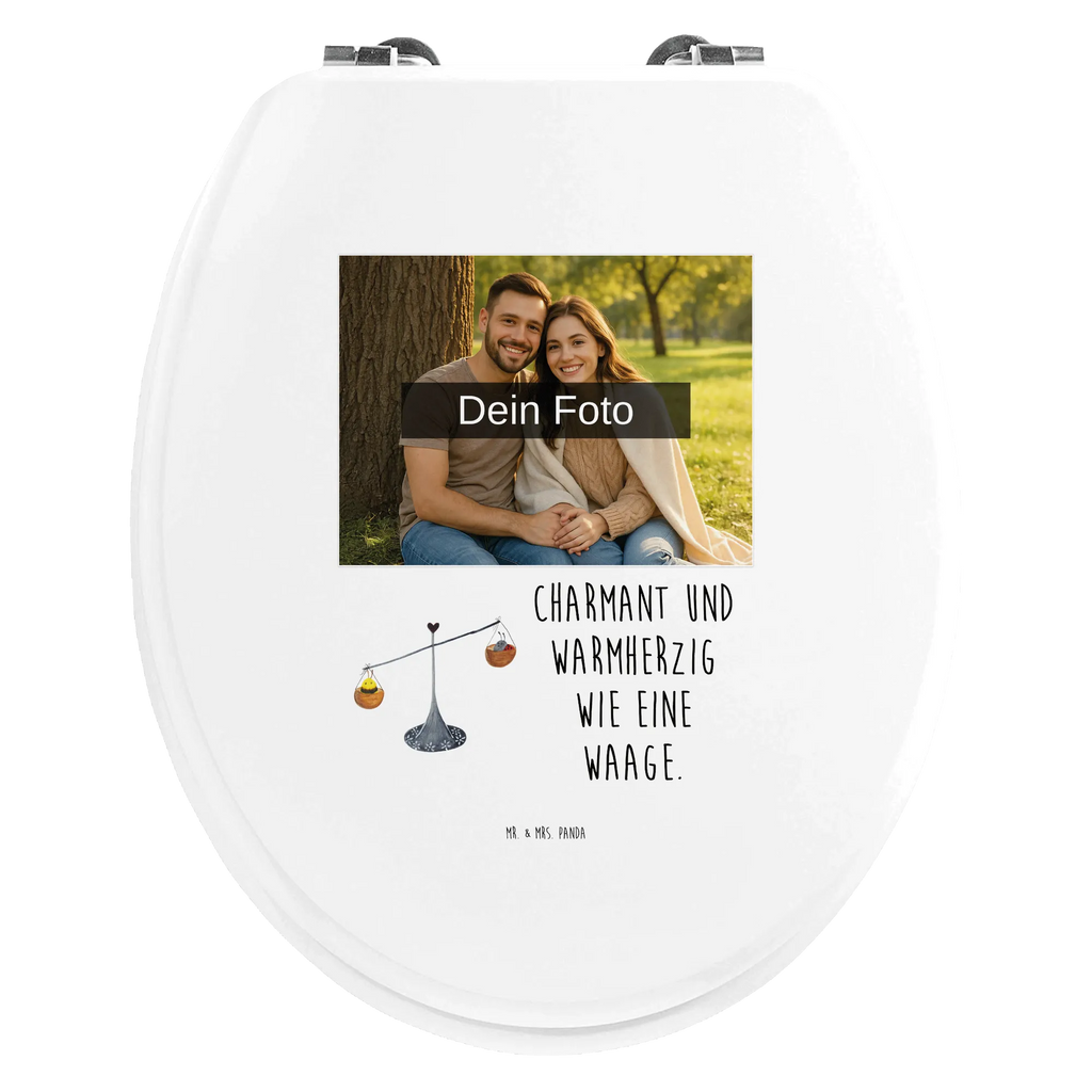 Personalisierter Foto WC Sitz Motiv Sternzeichen Waage WC Sitz mit Namen, Toilettendeckel mit Namen, Personalisierte Klobrille, Personalisierter Klodeckel, Personalisierter WC-Sitz, Personalisierter Toilettendeckel mit Foto, Tierkreiszeichen, Sternzeichen, Horoskop, Astrologie, Aszendent, Biene, Geburtstag September, Waage Geschenk, Waage, Marienkäfer, Geschenk Oktober, Gleichgewicht, Waage Sternzeichen, Geburtstag Oktober, Hummel, Geschenk September
