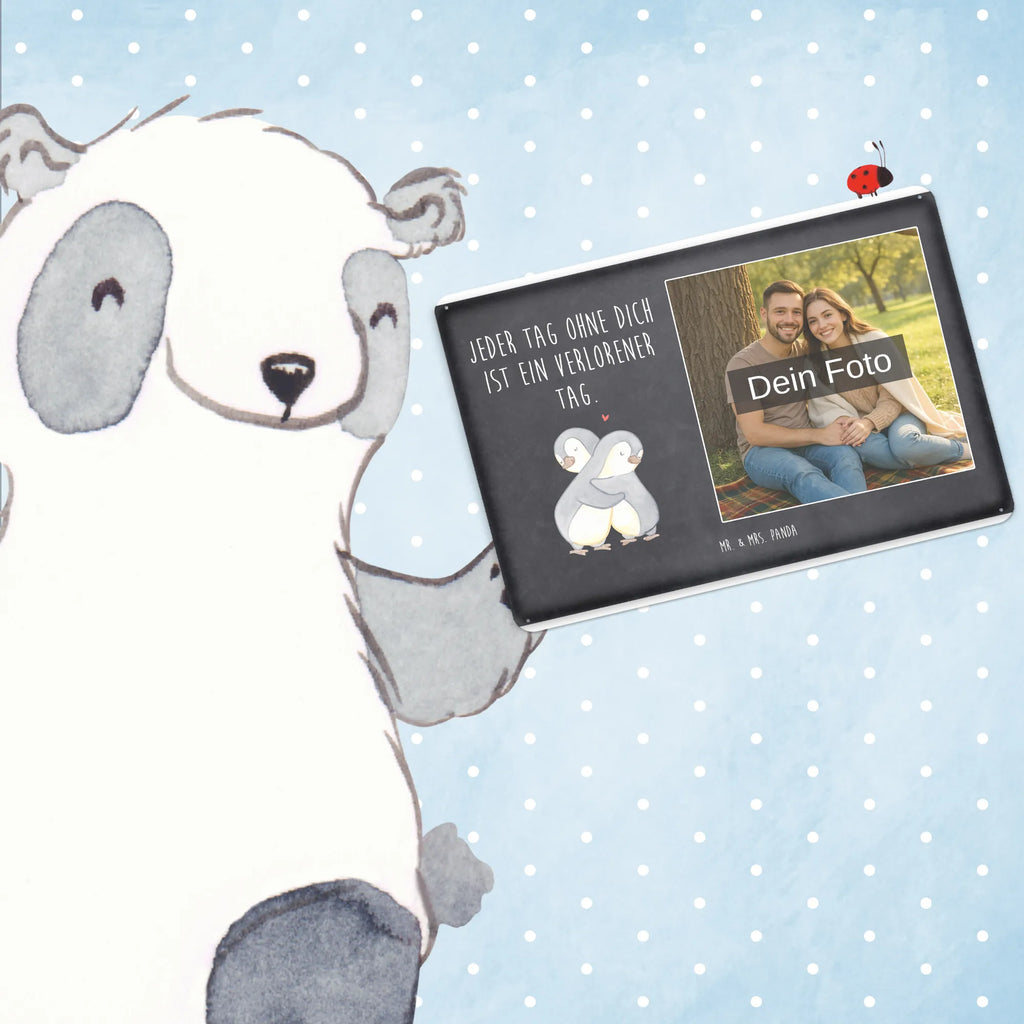 Personalisiertes Foto Blechschild Pinguine Kuscheln Blechschild Für Balkon Mit Wunschbild, Foto-Blechschild Für Zuhause, Blechschild Mit Eigenem Bild, Personalisierbares Blechschild Mit Foto, Blechschild Handgemacht Mit Foto, Blechschild Mit Wunschfoto, Blechschild Küche Mit Foto, Vintage Blechschild Mit Wunschfoto, Blechschild Für Freunde Mit Wunschfoto, Blechschild Für Frauen Mit Bild, Blechschild Mit Fotodruck, Blechschild Wohnzimmer Mit Bild, Wandschild Mit Foto, Nostalgieschild Mit Foto, Blechschild Für Garten Mit Foto, Metallschild Mit Wunschfoto, Metallschild Mit Foto, Personalisierte Wanddeko Aus Metall Mit Foto, Design Blechschild Mit Bild, Blechschild Für Männer Mit Foto, Blechschild Mit Foto, Retro Blechschild Mit Bild, Spruchschild Mit Foto, Dekoschild Metall Mit Foto, Blechschild Mit Bild Und Namen, Blechschild Zum Hinstellen Mit Bild, Türschild Mit Bild, Blechschild Als Geschenk Mit Bild, Blechschild Zum Aufhängen Mit Foto, Lustiges Blechschild Mit Foto, Liebe, Partner, Freund, Freundin, Ehemann, Ehefrau, Heiraten, Verlobung, Heiratsantrag, Liebesgeschenk, Jahrestag, Hocheitstag, für Ehemann, Geschenk für Freundin, Valentinstag, für Männer, Liebesbeweis, Geschenk für Frauen, Hochzeitstag, Geschenk für Partner, Mitbringsel