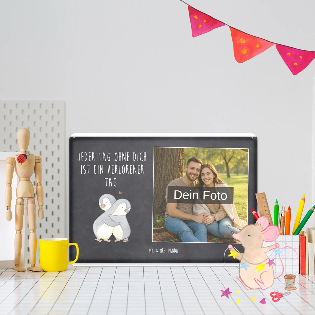 Personalisiertes Foto Blechschild Pinguine Kuscheln Blechschild Für Balkon Mit Wunschbild, Foto-Blechschild Für Zuhause, Blechschild Mit Eigenem Bild, Personalisierbares Blechschild Mit Foto, Blechschild Handgemacht Mit Foto, Blechschild Mit Wunschfoto, Blechschild Küche Mit Foto, Vintage Blechschild Mit Wunschfoto, Blechschild Für Freunde Mit Wunschfoto, Blechschild Für Frauen Mit Bild, Blechschild Mit Fotodruck, Blechschild Wohnzimmer Mit Bild, Wandschild Mit Foto, Nostalgieschild Mit Foto, Blechschild Für Garten Mit Foto, Metallschild Mit Wunschfoto, Metallschild Mit Foto, Personalisierte Wanddeko Aus Metall Mit Foto, Design Blechschild Mit Bild, Blechschild Für Männer Mit Foto, Blechschild Mit Foto, Retro Blechschild Mit Bild, Spruchschild Mit Foto, Dekoschild Metall Mit Foto, Blechschild Mit Bild Und Namen, Blechschild Zum Hinstellen Mit Bild, Türschild Mit Bild, Blechschild Als Geschenk Mit Bild, Blechschild Zum Aufhängen Mit Foto, Lustiges Blechschild Mit Foto, Liebe, Partner, Freund, Freundin, Ehemann, Ehefrau, Heiraten, Verlobung, Heiratsantrag, Liebesgeschenk, Jahrestag, Hocheitstag, für Ehemann, Geschenk für Freundin, Valentinstag, für Männer, Liebesbeweis, Geschenk für Frauen, Hochzeitstag, Geschenk für Partner, Mitbringsel