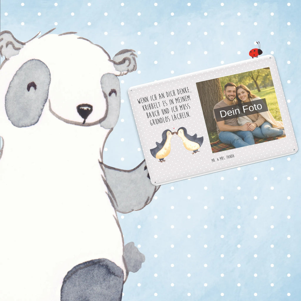 Personalisiertes Foto Blechschild Pinguine Kuss Personalisierte Wanddeko Aus Metall Mit Foto, Blechschild Als Geschenk Mit Bild, Foto-Blechschild Für Zuhause, Blechschild Für Balkon Mit Wunschbild, Metallschild Mit Wunschfoto, Dekoschild Metall Mit Foto, Blechschild Für Frauen Mit Bild, Blechschild Für Freunde Mit Wunschfoto, Blechschild Mit Bild Und Namen, Türschild Mit Bild, Blechschild Mit Foto, Personalisierbares Blechschild Mit Foto, Blechschild Handgemacht Mit Foto, Blechschild Für Männer Mit Foto, Wandschild Mit Foto, Lustiges Blechschild Mit Foto, Blechschild Küche Mit Foto, Blechschild Mit Wunschfoto, Metallschild Mit Foto, Blechschild Mit Eigenem Bild, Nostalgieschild Mit Foto, Vintage Blechschild Mit Wunschfoto, Blechschild Zum Aufhängen Mit Foto, Blechschild Wohnzimmer Mit Bild, Blechschild Für Garten Mit Foto, Blechschild Mit Fotodruck, Spruchschild Mit Foto, Retro Blechschild Mit Bild, Blechschild Zum Hinstellen Mit Bild, Design Blechschild Mit Bild, Liebe, Partner, Freund, Freundin, Ehemann, Ehefrau, Heiraten, Verlobung, Heiratsantrag, Liebesgeschenk, Jahrestag, Hocheitstag, Geschenk für Freundin, Valentinstag, für Ehemann, für Männer, Geschenk für Frauen, Geschenk für Partner, Hochzeitstag, Mitbringsel, Liebesbeweis