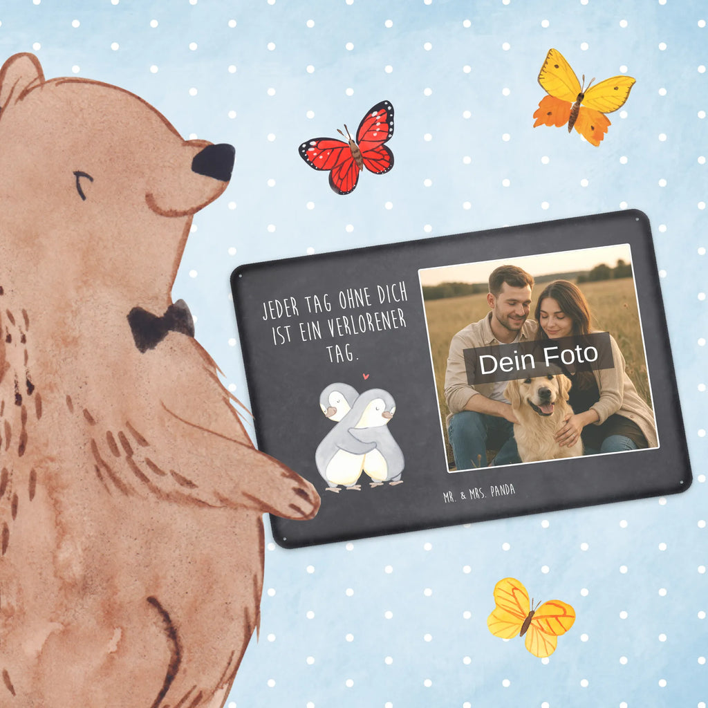 Personalisiertes Foto Blechschild Pinguine Kuscheln Blechschild Für Balkon Mit Wunschbild, Foto-Blechschild Für Zuhause, Blechschild Mit Eigenem Bild, Personalisierbares Blechschild Mit Foto, Blechschild Handgemacht Mit Foto, Blechschild Mit Wunschfoto, Blechschild Küche Mit Foto, Vintage Blechschild Mit Wunschfoto, Blechschild Für Freunde Mit Wunschfoto, Blechschild Für Frauen Mit Bild, Blechschild Mit Fotodruck, Blechschild Wohnzimmer Mit Bild, Wandschild Mit Foto, Nostalgieschild Mit Foto, Blechschild Für Garten Mit Foto, Metallschild Mit Wunschfoto, Metallschild Mit Foto, Personalisierte Wanddeko Aus Metall Mit Foto, Design Blechschild Mit Bild, Blechschild Für Männer Mit Foto, Blechschild Mit Foto, Retro Blechschild Mit Bild, Spruchschild Mit Foto, Dekoschild Metall Mit Foto, Blechschild Mit Bild Und Namen, Blechschild Zum Hinstellen Mit Bild, Türschild Mit Bild, Blechschild Als Geschenk Mit Bild, Blechschild Zum Aufhängen Mit Foto, Lustiges Blechschild Mit Foto, Liebe, Partner, Freund, Freundin, Ehemann, Ehefrau, Heiraten, Verlobung, Heiratsantrag, Liebesgeschenk, Jahrestag, Hocheitstag, für Ehemann, Geschenk für Freundin, Valentinstag, für Männer, Liebesbeweis, Geschenk für Frauen, Hochzeitstag, Geschenk für Partner, Mitbringsel