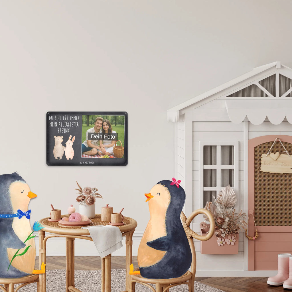 Personalisiertes Foto Blechschild Bär und Hase Umarmen Retro Blechschild Mit Bild, Metallschild Mit Foto, Blechschild Wohnzimmer Mit Bild, Personalisierte Wanddeko Aus Metall Mit Foto, Foto-Blechschild Für Zuhause, Nostalgieschild Mit Foto, Personalisierbares Blechschild Mit Foto, Blechschild Mit Wunschfoto, Blechschild Mit Bild Und Namen, Blechschild Zum Hinstellen Mit Bild, Blechschild Für Garten Mit Foto, Türschild Mit Bild, Design Blechschild Mit Bild, Blechschild Für Freunde Mit Wunschfoto, Blechschild Küche Mit Foto, Wandschild Mit Foto, Blechschild Mit Eigenem Bild, Blechschild Zum Aufhängen Mit Foto, Blechschild Mit Fotodruck, Lustiges Blechschild Mit Foto, Blechschild Mit Foto, Spruchschild Mit Foto, Blechschild Für Frauen Mit Bild, Vintage Blechschild Mit Wunschfoto, Blechschild Für Balkon Mit Wunschbild, Dekoschild Metall Mit Foto, Blechschild Handgemacht Mit Foto, Metallschild Mit Wunschfoto, Blechschild Für Männer Mit Foto, Blechschild Als Geschenk Mit Bild, Liebe, Partner, Freund, Freundin, Ehemann, Ehefrau, Heiraten, Verlobung, Heiratsantrag, Liebesgeschenk, Jahrestag, Hocheitstag, Bär, Freunde, Hase, bester Freund, best friends, Bärchen