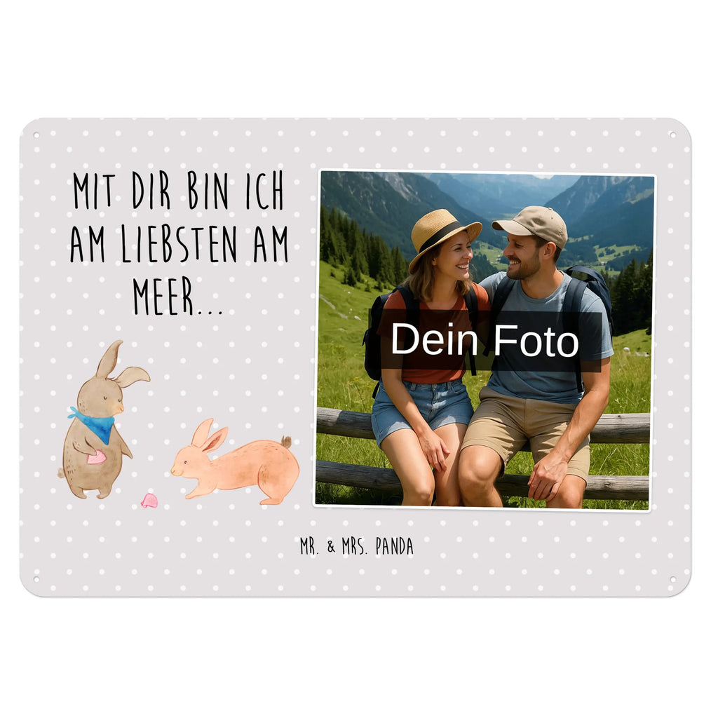 Personalisiertes Foto Blechschild Hasen Muschel Blechschild Handgemacht Mit Foto, Retro Blechschild Mit Bild, Blechschild Für Frauen Mit Bild, Blechschild Zum Aufhängen Mit Foto, Spruchschild Mit Foto, Blechschild Wohnzimmer Mit Bild, Metallschild Mit Foto, Blechschild Mit Bild Und Namen, Blechschild Mit Foto, Personalisierbares Blechschild Mit Foto, Vintage Blechschild Mit Wunschfoto, Dekoschild Metall Mit Foto, Blechschild Mit Wunschfoto, Blechschild Küche Mit Foto, Blechschild Für Männer Mit Foto, Blechschild Für Freunde Mit Wunschfoto, Blechschild Mit Fotodruck, Blechschild Als Geschenk Mit Bild, Lustiges Blechschild Mit Foto, Personalisierte Wanddeko Aus Metall Mit Foto, Blechschild Zum Hinstellen Mit Bild, Blechschild Mit Eigenem Bild, Blechschild Für Balkon Mit Wunschbild, Türschild Mit Bild, Foto-Blechschild Für Zuhause, Metallschild Mit Wunschfoto, Wandschild Mit Foto, Blechschild Für Garten Mit Foto, Nostalgieschild Mit Foto, Design Blechschild Mit Bild, Familie, Vatertag, Muttertag, Bruder, Schwester, Mama, Papa, Oma, Opa, Hasen, Muscheln, Meer, Freundin, BFF, beste Freundin, best friends, Freundinnen, Muscheln sammeln