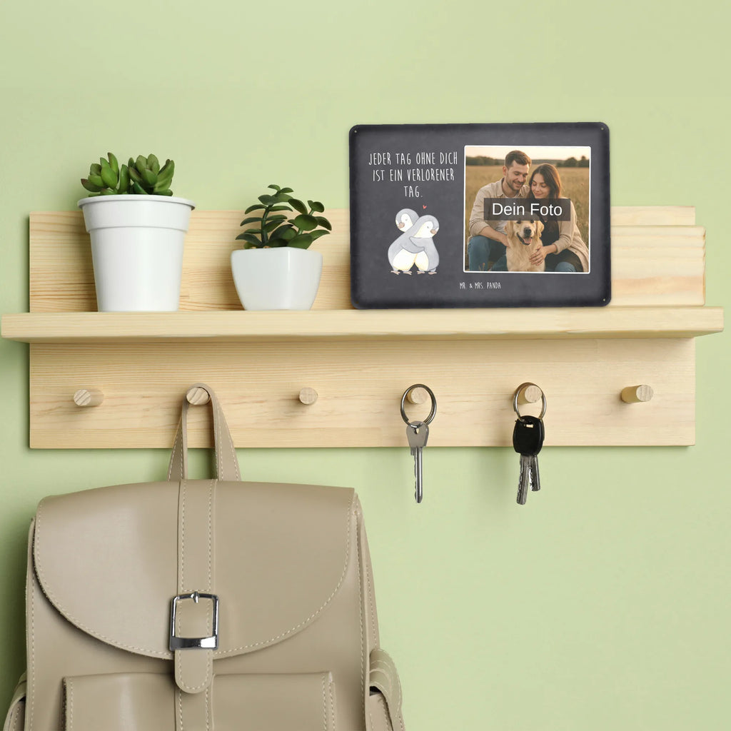 Personalisiertes Foto Blechschild Pinguine Kuscheln Blechschild Für Balkon Mit Wunschbild, Foto-Blechschild Für Zuhause, Blechschild Mit Eigenem Bild, Personalisierbares Blechschild Mit Foto, Blechschild Handgemacht Mit Foto, Blechschild Mit Wunschfoto, Blechschild Küche Mit Foto, Vintage Blechschild Mit Wunschfoto, Blechschild Für Freunde Mit Wunschfoto, Blechschild Für Frauen Mit Bild, Blechschild Mit Fotodruck, Blechschild Wohnzimmer Mit Bild, Wandschild Mit Foto, Nostalgieschild Mit Foto, Blechschild Für Garten Mit Foto, Metallschild Mit Wunschfoto, Metallschild Mit Foto, Personalisierte Wanddeko Aus Metall Mit Foto, Design Blechschild Mit Bild, Blechschild Für Männer Mit Foto, Blechschild Mit Foto, Retro Blechschild Mit Bild, Spruchschild Mit Foto, Dekoschild Metall Mit Foto, Blechschild Mit Bild Und Namen, Blechschild Zum Hinstellen Mit Bild, Türschild Mit Bild, Blechschild Als Geschenk Mit Bild, Blechschild Zum Aufhängen Mit Foto, Lustiges Blechschild Mit Foto, Liebe, Partner, Freund, Freundin, Ehemann, Ehefrau, Heiraten, Verlobung, Heiratsantrag, Liebesgeschenk, Jahrestag, Hocheitstag, für Ehemann, Geschenk für Freundin, Valentinstag, für Männer, Liebesbeweis, Geschenk für Frauen, Hochzeitstag, Geschenk für Partner, Mitbringsel