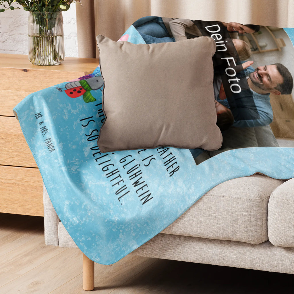 Sherpa Foto Kuscheldecke Glühschwein Smörle Foto Kuscheldecke, Winter, Weihnachten, Weihnachtsdeko, Nikolaus, Advent, Heiligabend, Wintermotiv, Glühwein Liebhaber Geschenk, Kreatives Glühschwein Design, Handgezeichnetes Glühschwein, Winterlicher Glühwein Spruch, Glühwein ist köstlich Spruch, Marienkäfer in Winterkleidung, Smörle der stolze Marienkäfer, Süßer Marienkäfer gibt Geschenk, Romantische Geschenkidee Glühwein, Herzliches Marienkäfer Motiv