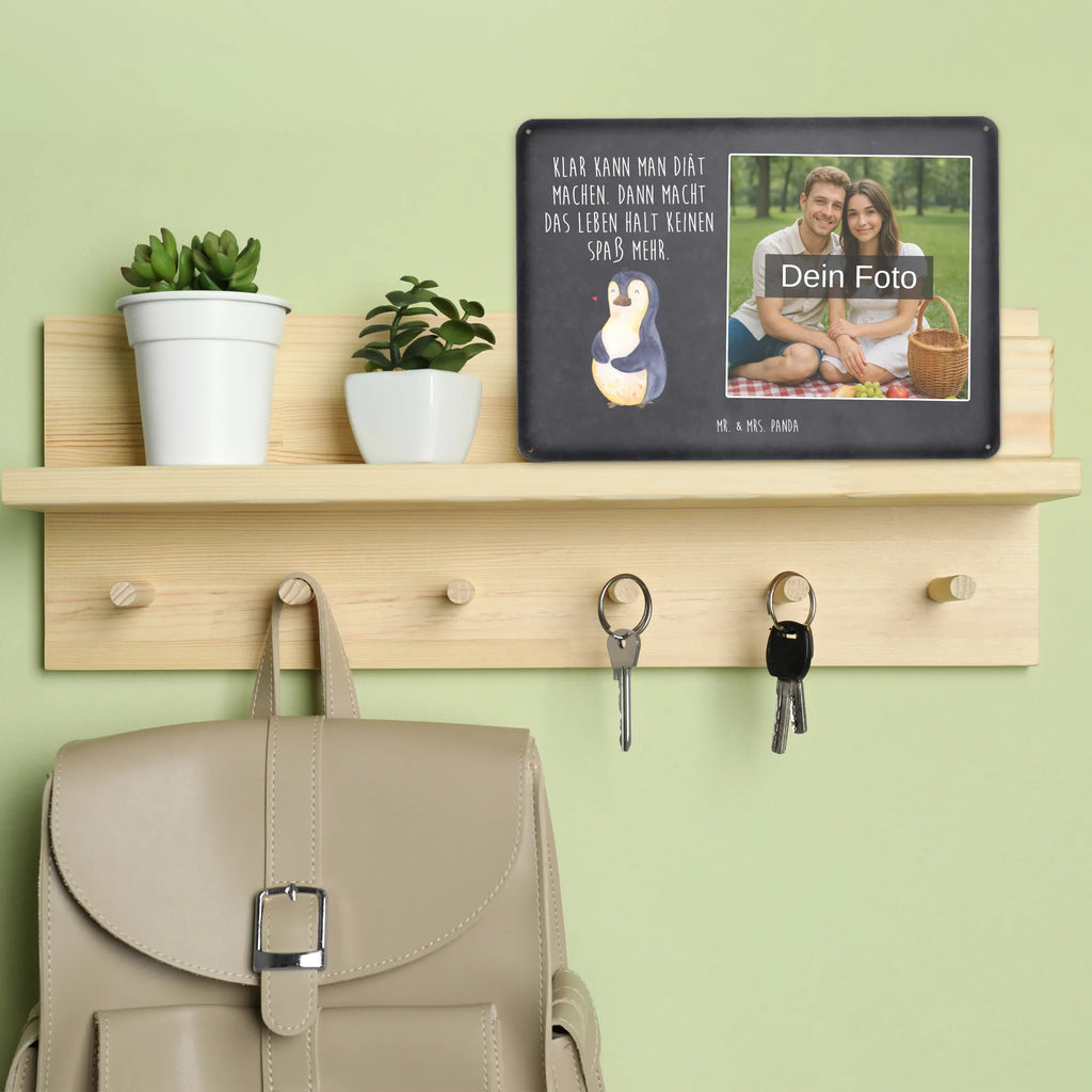 Personalisiertes Foto Blechschild Pinguin Diät Blechschild Für Frauen Mit Bild, Blechschild Küche Mit Foto, Lustiges Blechschild Mit Foto, Blechschild Mit Foto, Foto-Blechschild Für Zuhause, Blechschild Mit Bild Und Namen, Retro Blechschild Mit Bild, Blechschild Als Geschenk Mit Bild, Blechschild Mit Eigenem Bild, Nostalgieschild Mit Foto, Blechschild Mit Wunschfoto, Spruchschild Mit Foto, Personalisierte Wanddeko Aus Metall Mit Foto, Personalisierbares Blechschild Mit Foto, Blechschild Für Männer Mit Foto, Metallschild Mit Foto, Metallschild Mit Wunschfoto, Blechschild Zum Hinstellen Mit Bild, Blechschild Für Freunde Mit Wunschfoto, Blechschild Für Garten Mit Foto, Blechschild Mit Fotodruck, Design Blechschild Mit Bild, Türschild Mit Bild, Dekoschild Metall Mit Foto, Blechschild Wohnzimmer Mit Bild, Vintage Blechschild Mit Wunschfoto, Blechschild Für Balkon Mit Wunschbild, Blechschild Zum Aufhängen Mit Foto, Blechschild Handgemacht Mit Foto, Wandschild Mit Foto, Pinguin, Motivation, Körperliebe, Pinguine, Abnehmen, Selbstrespekt, Gewicht, Abspecken, Selbstliebe, Diät