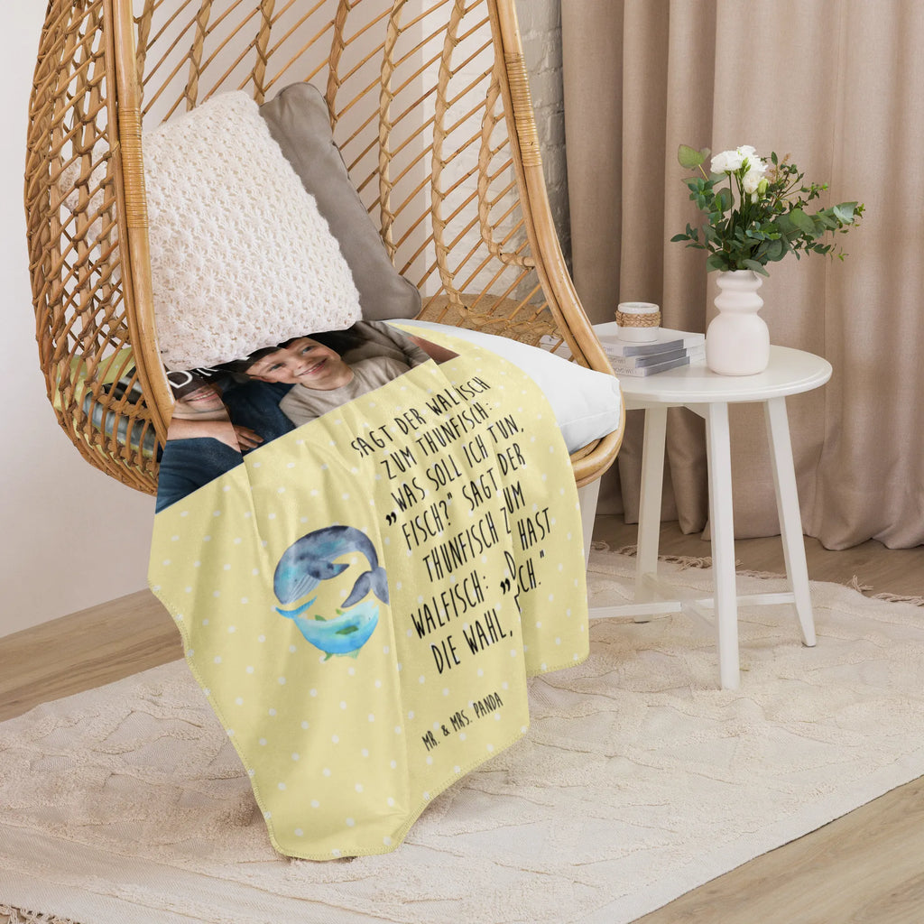Sherpa Photo Cuddle Blanket whale tuna Foto Kuscheldecke, Tiermotive, Gute Laune, lustige Sprüche, Tiere, Flachwitz Geschenk, Wal, Tunfisch, Flachwitz, Wahl, Wortwitz lustig, Spruch lustig, Spruch des Tages, Witz