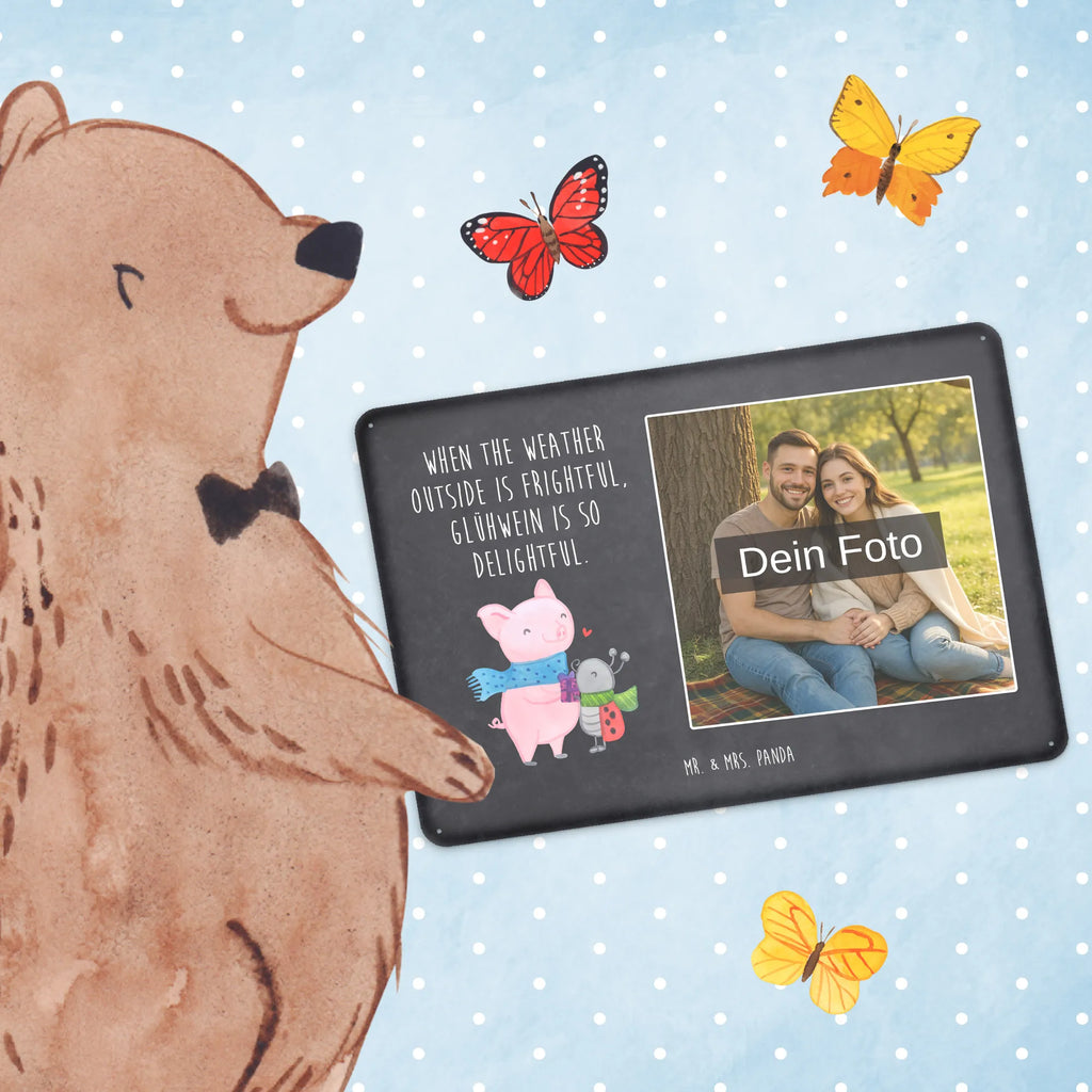 Personalized Photo Metal Sign Glow Pig Snuggle Blechschild Zum Hinstellen Mit Bild, Retro Blechschild Mit Bild, Blechschild Handgemacht Mit Foto, Spruchschild Mit Foto, Blechschild Mit Fotodruck, Dekoschild Metall Mit Foto, Blechschild Mit Bild Und Namen, Lustiges Blechschild Mit Foto, Blechschild Küche Mit Foto, Wandschild Mit Foto, Design Blechschild Mit Bild, Nostalgieschild Mit Foto, Blechschild Mit Wunschfoto, Türschild Mit Bild, Blechschild Für Frauen Mit Bild, Blechschild Mit Eigenem Bild, Metallschild Mit Wunschfoto, Metallschild Mit Foto, Vintage Blechschild Mit Wunschfoto, Blechschild Für Freunde Mit Wunschfoto, Personalisierbares Blechschild Mit Foto, Blechschild Für Garten Mit Foto, Blechschild Für Männer Mit Foto, Personalisierte Wanddeko Aus Metall Mit Foto, Blechschild Mit Foto, Blechschild Als Geschenk Mit Bild, Blechschild Zum Aufhängen Mit Foto, Blechschild Wohnzimmer Mit Bild, Foto-Blechschild Für Zuhause, Blechschild Für Balkon Mit Wunschbild, Winter, Weihnachten, Weihnachtsdeko, Nikolaus, Advent, Heiligabend, Wintermotiv, Herzliches Marienkäfer Motiv, Kreatives Glühschwein Design, Winterlicher Glühwein Spruch, Romantische Geschenkidee Glühwein, Handgezeichnetes Glühschwein, Smörle der stolze Marienkäfer, Glühwein Liebhaber Geschenk, Marienkäfer in Winterkleidung, Süßer Marienkäfer gibt Geschenk, Glühwein ist köstlich Spruch