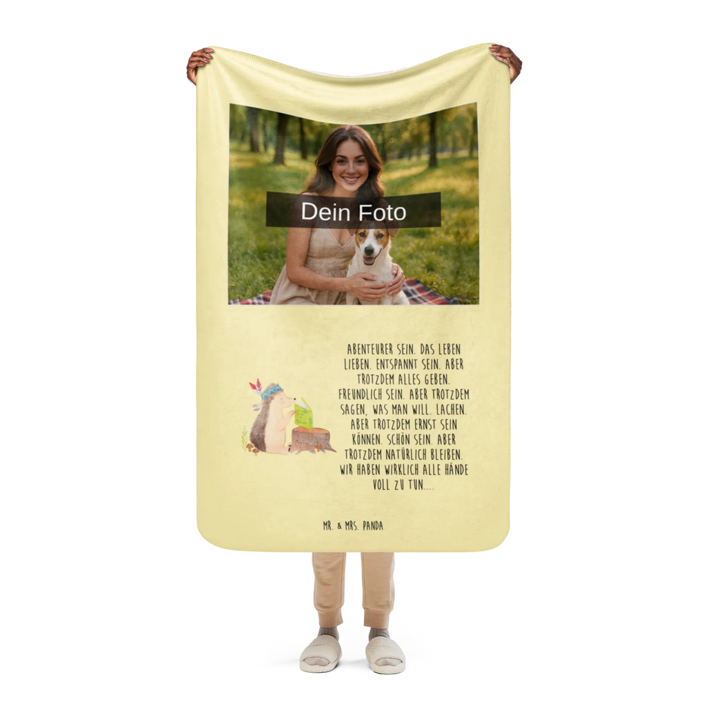 Sherpa Photo Cuddle Blanket Hedgehog feather headdress Foto Kuscheldecke, Waldtiere, Tiere, Igel, Indianer, Camping, Lagerfeuer, Abenteuer