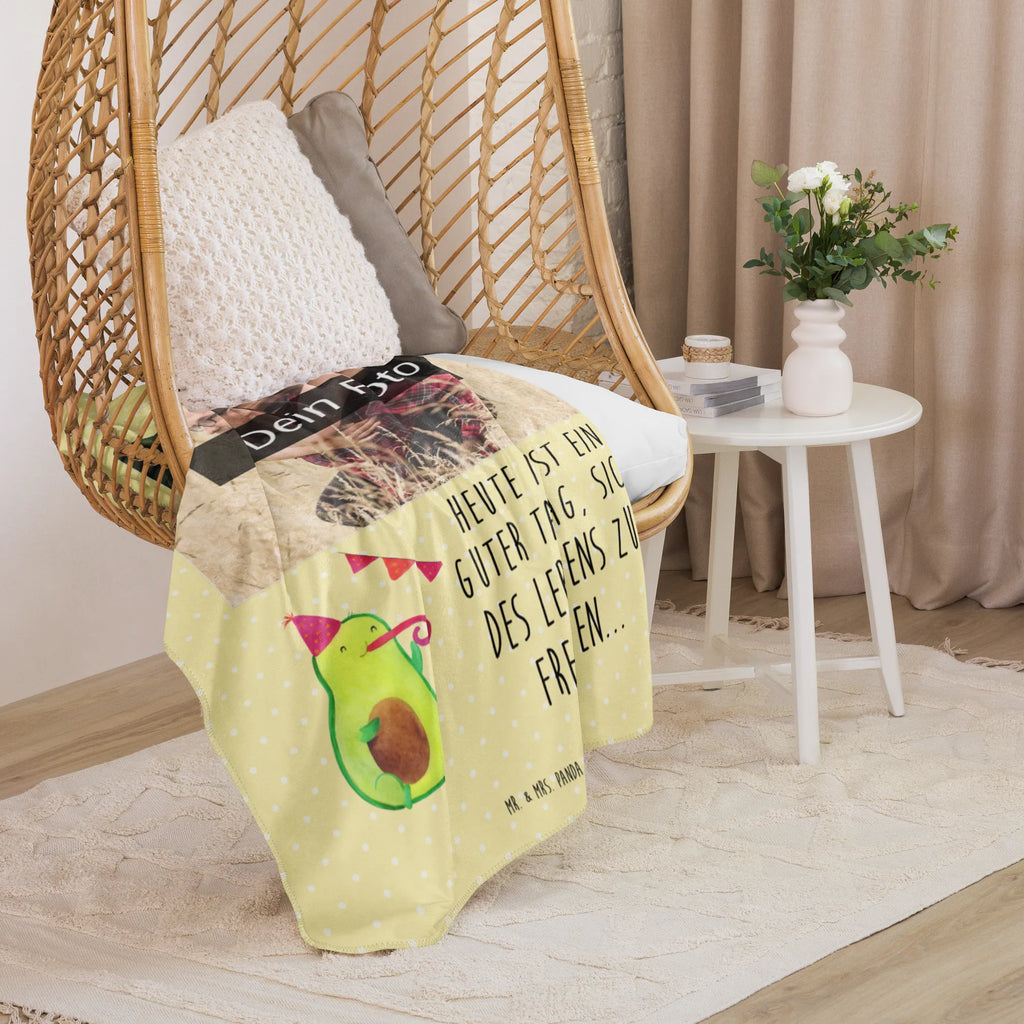 Sherpa Photo Cuddle Blanket avocado party Foto Kuscheldecke, Avocado, Veggie, Vegan, Gesund, Feier, Party, Abifeier, Happy Birthday, Jubiläum, Lieblingstag, Geburtstagsfeier, Avocados, Bestanden, Firmenfeier, Jahrestag, Abschluss, Abi, Prüfung, Geburtstag, Feierei, Klassenfeier, Schulabschluss