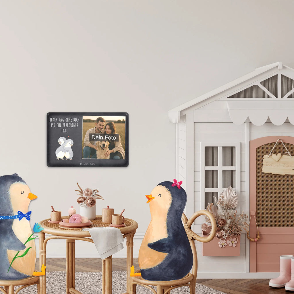 Personalisiertes Foto Blechschild Pinguine Kuscheln Blechschild Für Balkon Mit Wunschbild, Foto-Blechschild Für Zuhause, Blechschild Mit Eigenem Bild, Personalisierbares Blechschild Mit Foto, Blechschild Handgemacht Mit Foto, Blechschild Mit Wunschfoto, Blechschild Küche Mit Foto, Vintage Blechschild Mit Wunschfoto, Blechschild Für Freunde Mit Wunschfoto, Blechschild Für Frauen Mit Bild, Blechschild Mit Fotodruck, Blechschild Wohnzimmer Mit Bild, Wandschild Mit Foto, Nostalgieschild Mit Foto, Blechschild Für Garten Mit Foto, Metallschild Mit Wunschfoto, Metallschild Mit Foto, Personalisierte Wanddeko Aus Metall Mit Foto, Design Blechschild Mit Bild, Blechschild Für Männer Mit Foto, Blechschild Mit Foto, Retro Blechschild Mit Bild, Spruchschild Mit Foto, Dekoschild Metall Mit Foto, Blechschild Mit Bild Und Namen, Blechschild Zum Hinstellen Mit Bild, Türschild Mit Bild, Blechschild Als Geschenk Mit Bild, Blechschild Zum Aufhängen Mit Foto, Lustiges Blechschild Mit Foto, Liebe, Partner, Freund, Freundin, Ehemann, Ehefrau, Heiraten, Verlobung, Heiratsantrag, Liebesgeschenk, Jahrestag, Hocheitstag, für Ehemann, Geschenk für Freundin, Valentinstag, für Männer, Liebesbeweis, Geschenk für Frauen, Hochzeitstag, Geschenk für Partner, Mitbringsel