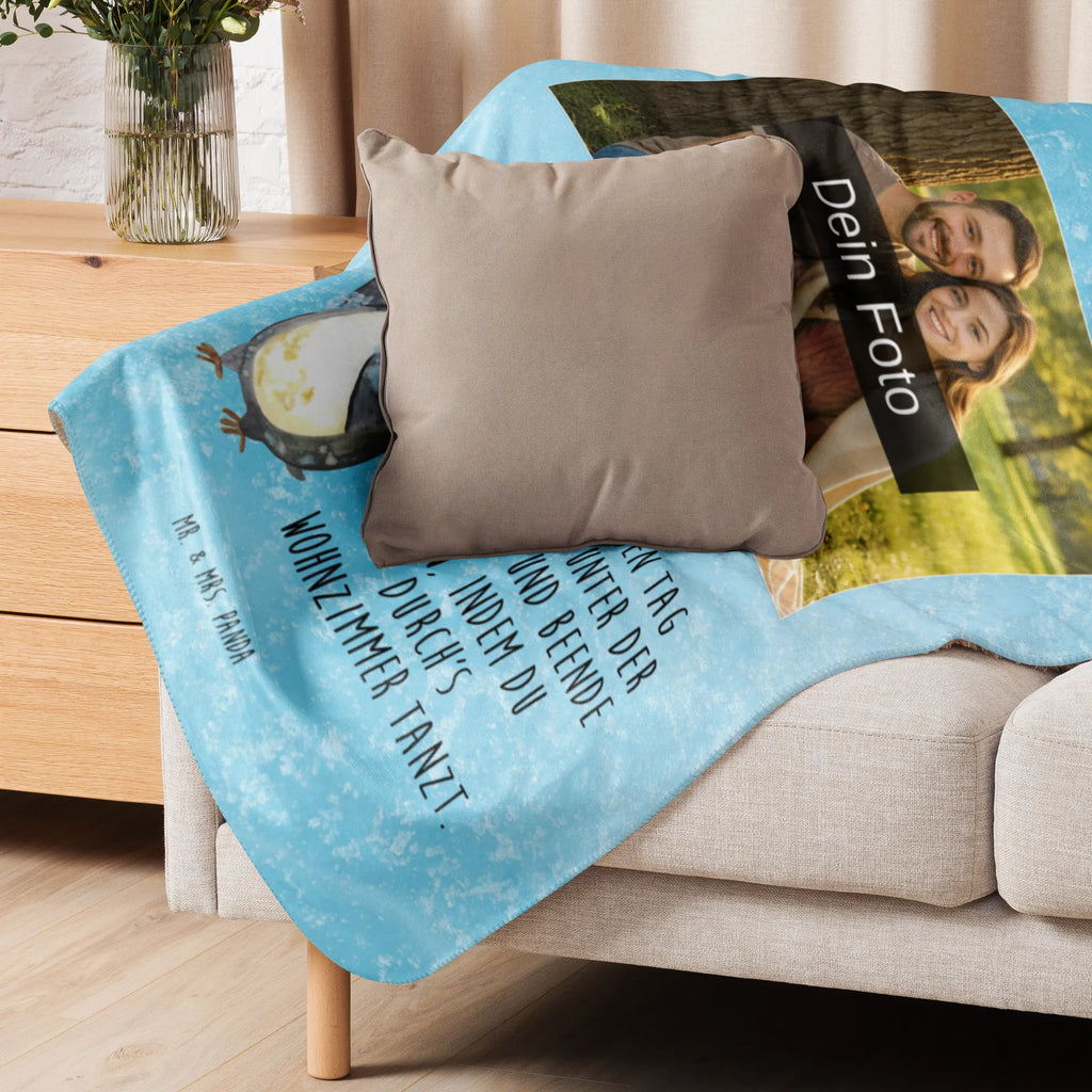 Sherpa Photo Cuddle Blanket Penguin have a shower Foto Kuscheldecke, Pinguin, glücklich sein, Motivation, Dusche, Neustart, Duschen, Pinguine, Neuanfang, Lebensmotto