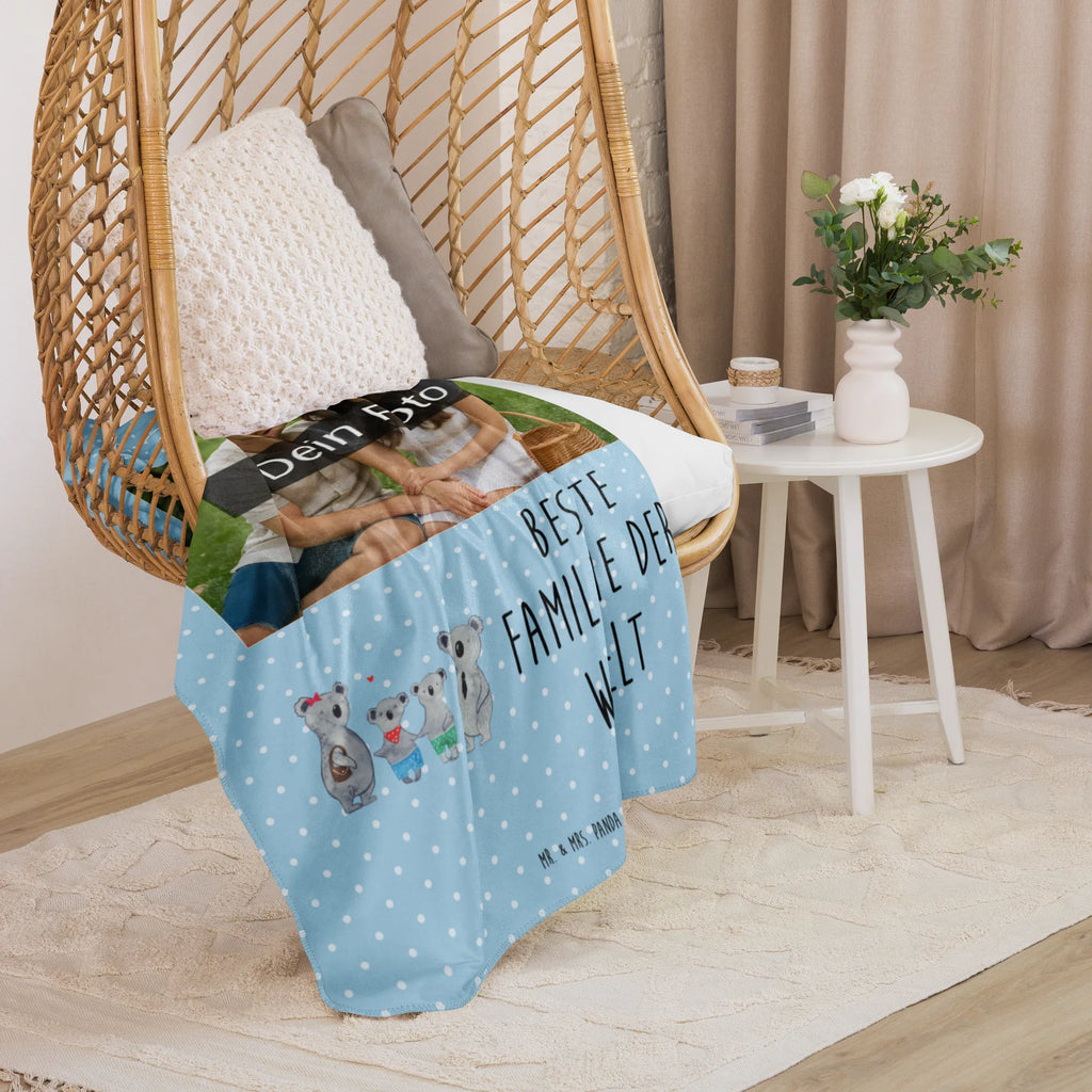 Sherpa Photo Cuddle Blanket Koala family with two kids Foto Kuscheldecke, Familie, Vatertag, Muttertag, Bruder, Schwester, Mama, Papa, Oma, Opa, Koala, Familienleben, beste Familie, Koalafamilie, Lieblingsfamilie, Familienzeit, Koalabär